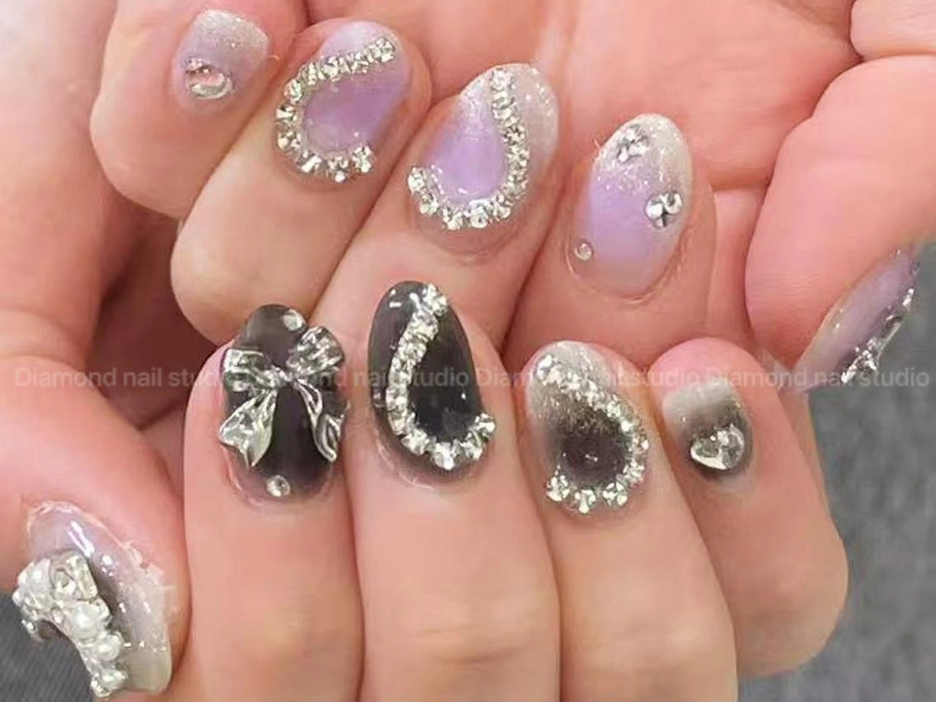 ネイル アートネイル オーロラネイル ガーリー キラキラネイル 韓国ネイル ハンドネイル DIAMOND Nail🍒のネイルデザイン