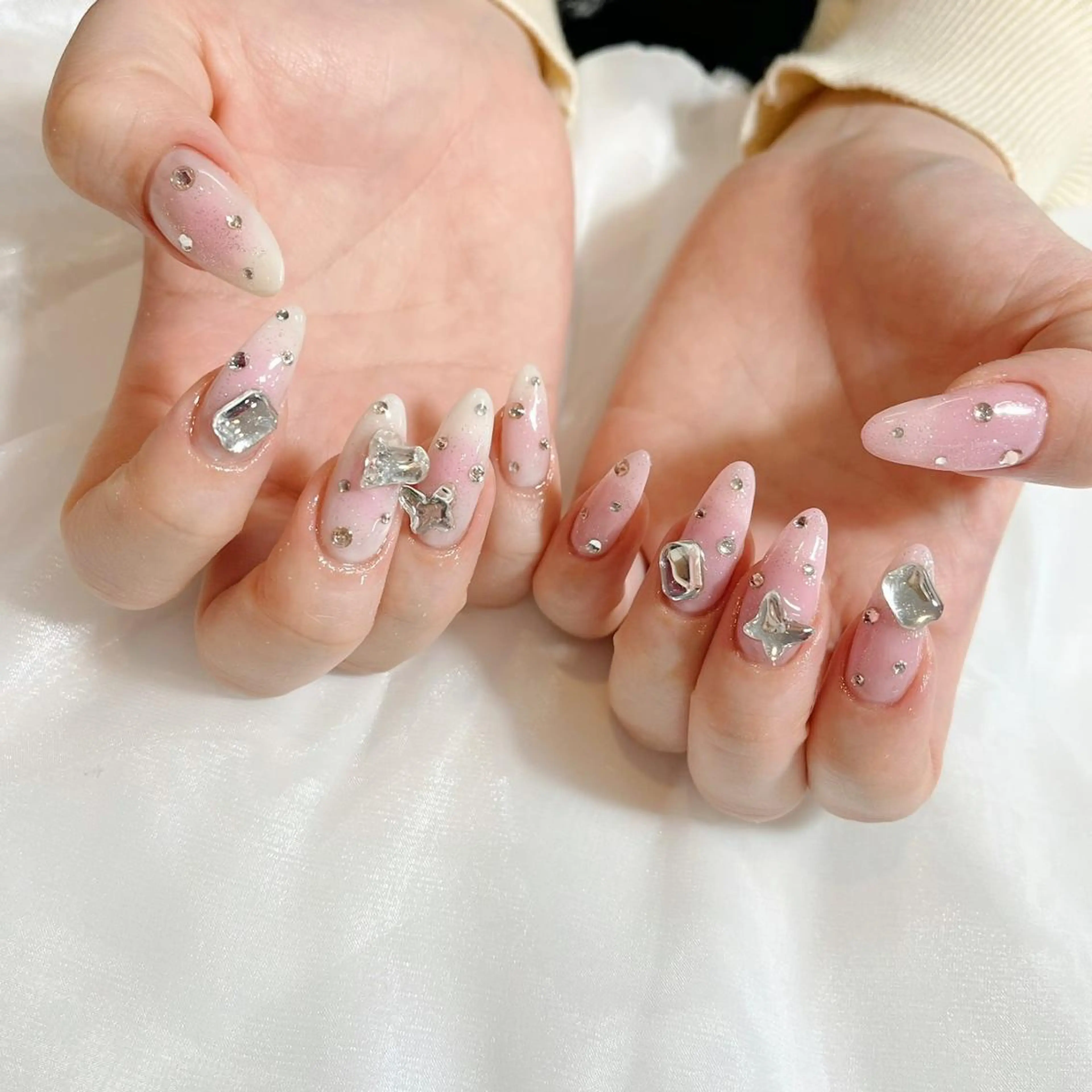 ネイル 🤍POP可愛い🧸 Menailのネイルデザイン