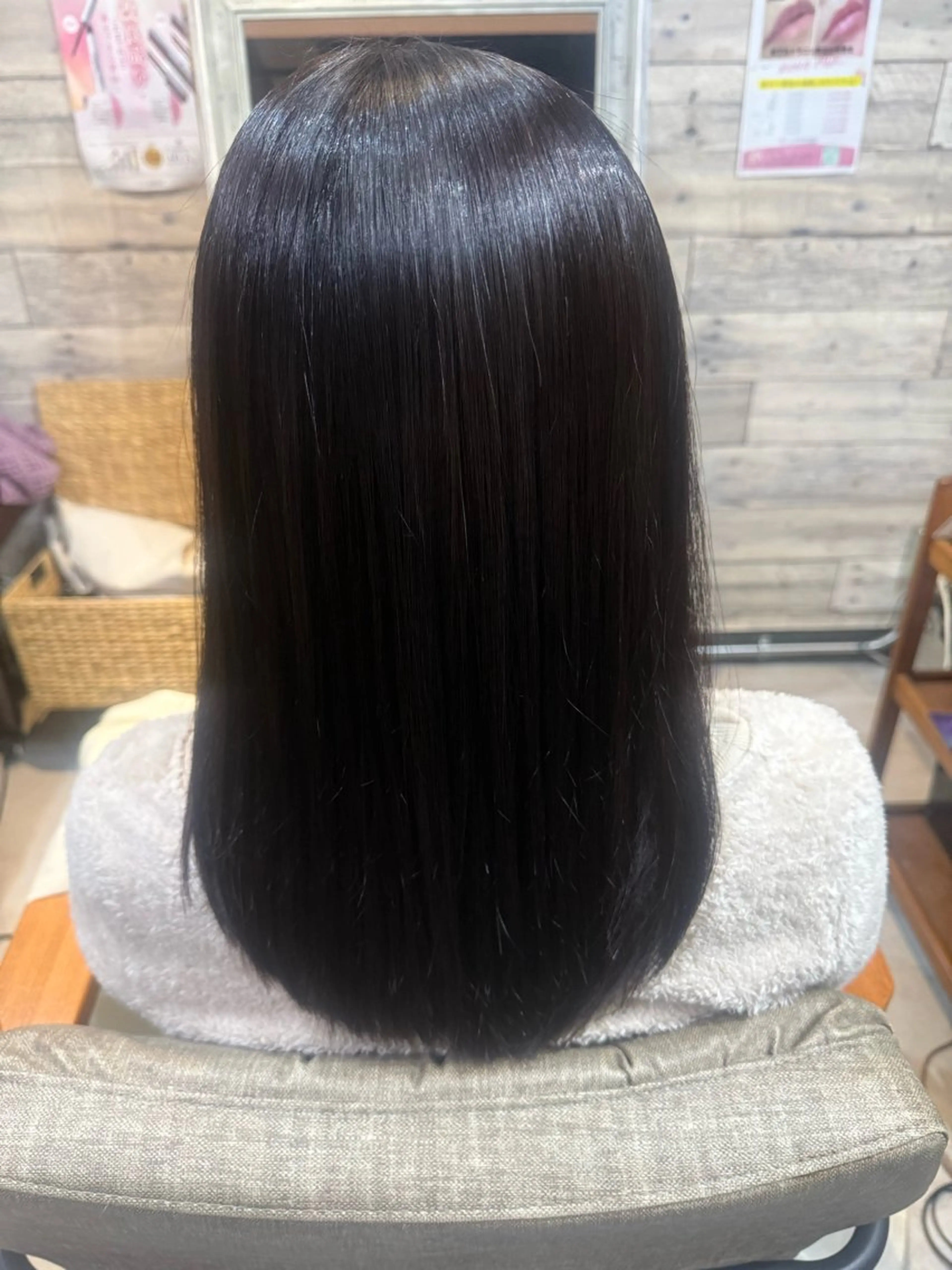 ロング 縮毛矯正 湯田 路子のヘアスタイル