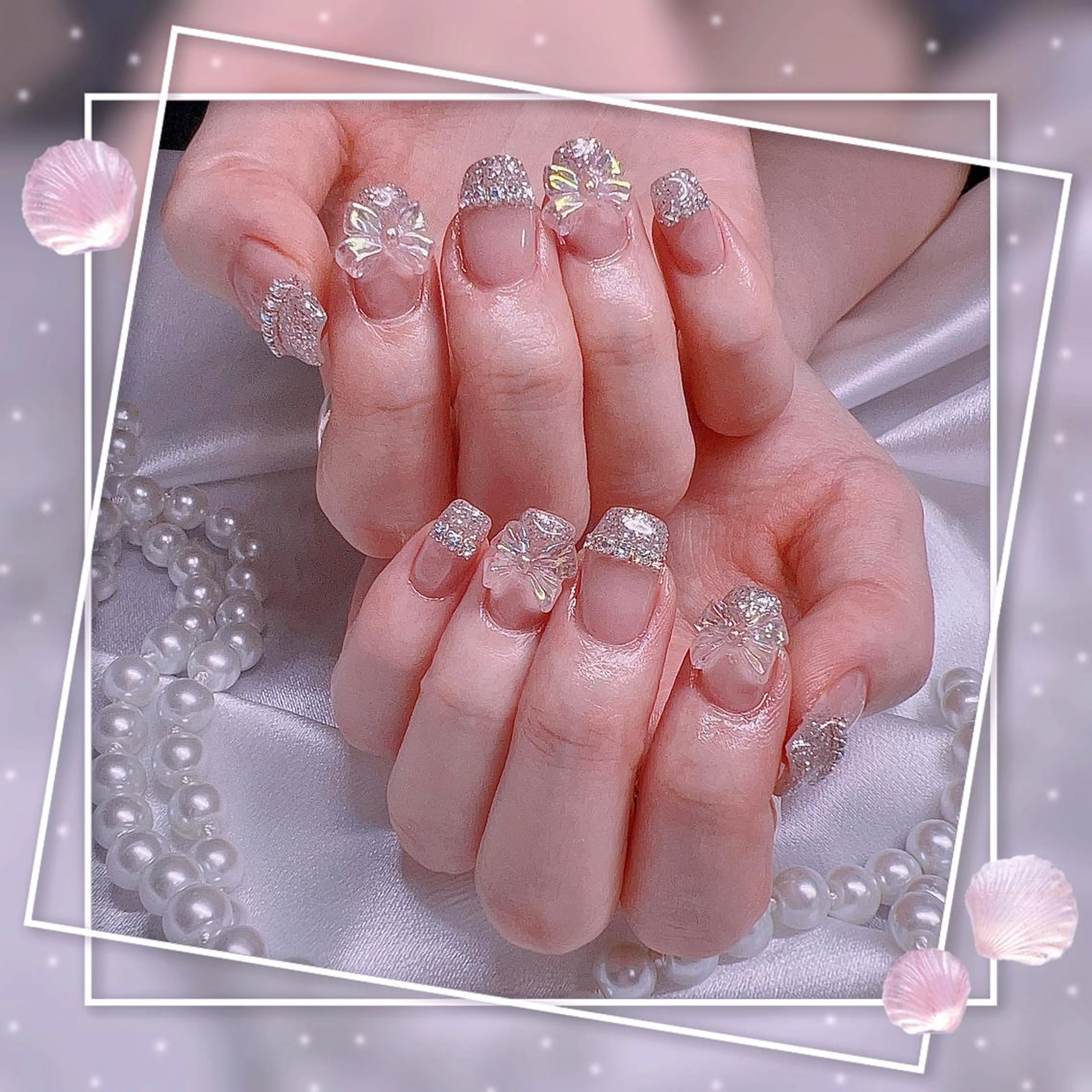 ネイル フレンチネイル キラキラネイル 韓国ネイル マグネットネイル マグネットフレンチ ハンドネイル ハンドケア Chill Nailsalonのネイルデザイン