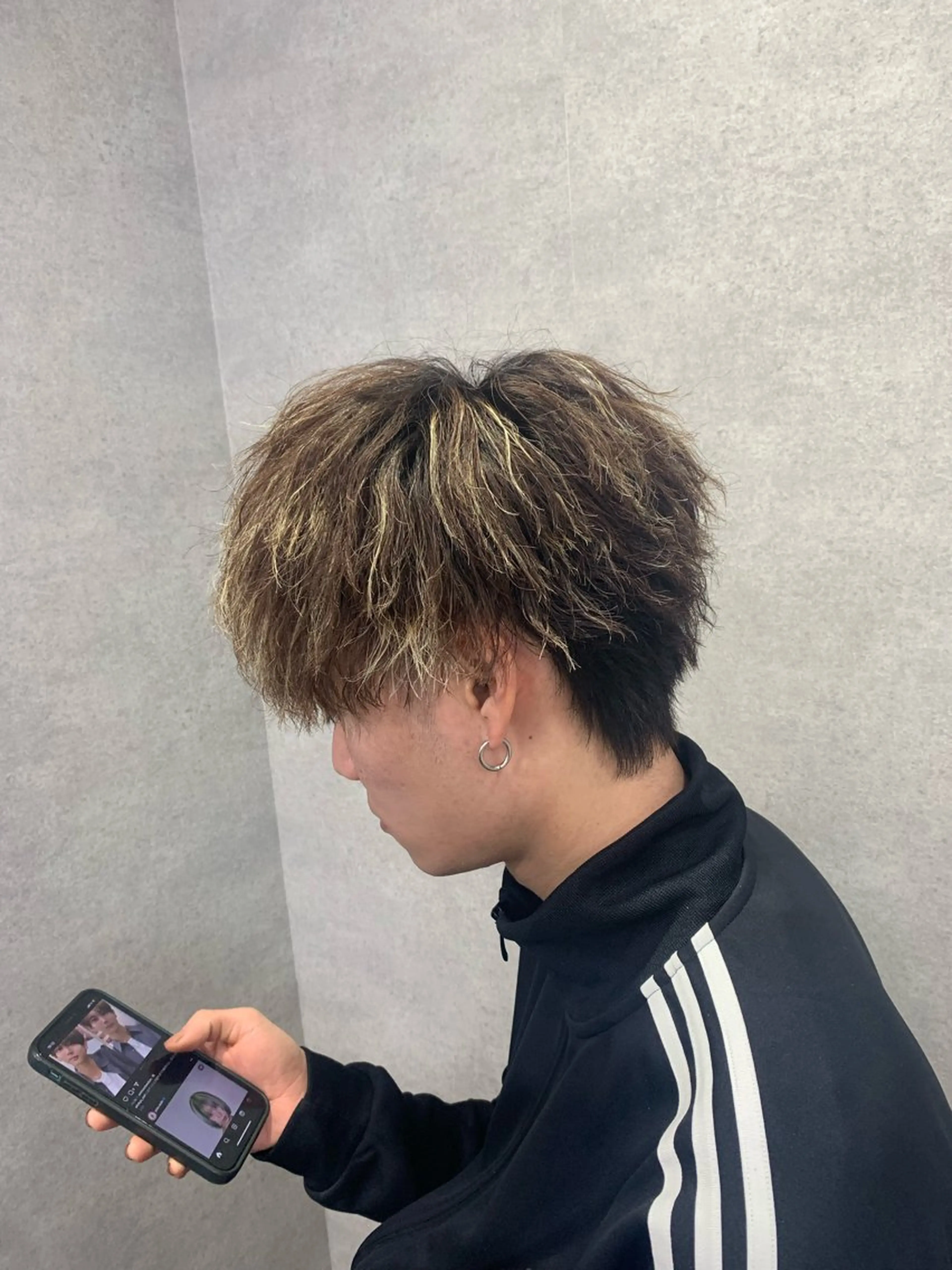 ショート パーマ メンズ センターパート メンズハイライト メンズメッシュ マッシュ メンズパーマ メンズ🐺カラー／ 垢抜け🔥木村晴希のヘアスタイル
