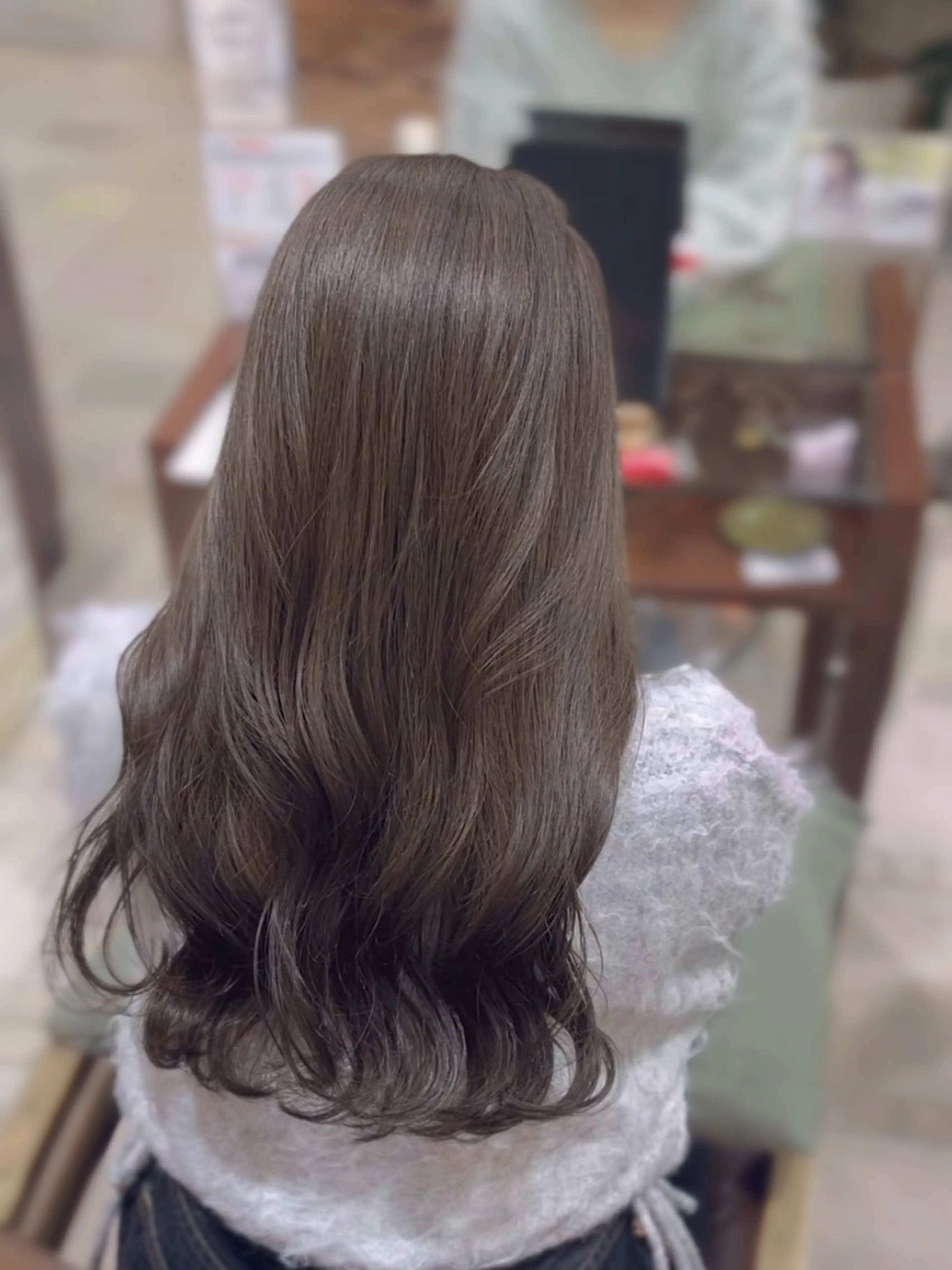 ロング カット ヘアカラー トリートメント 透明感カラー／ 艶感カラー／RAMUのヘアスタイル