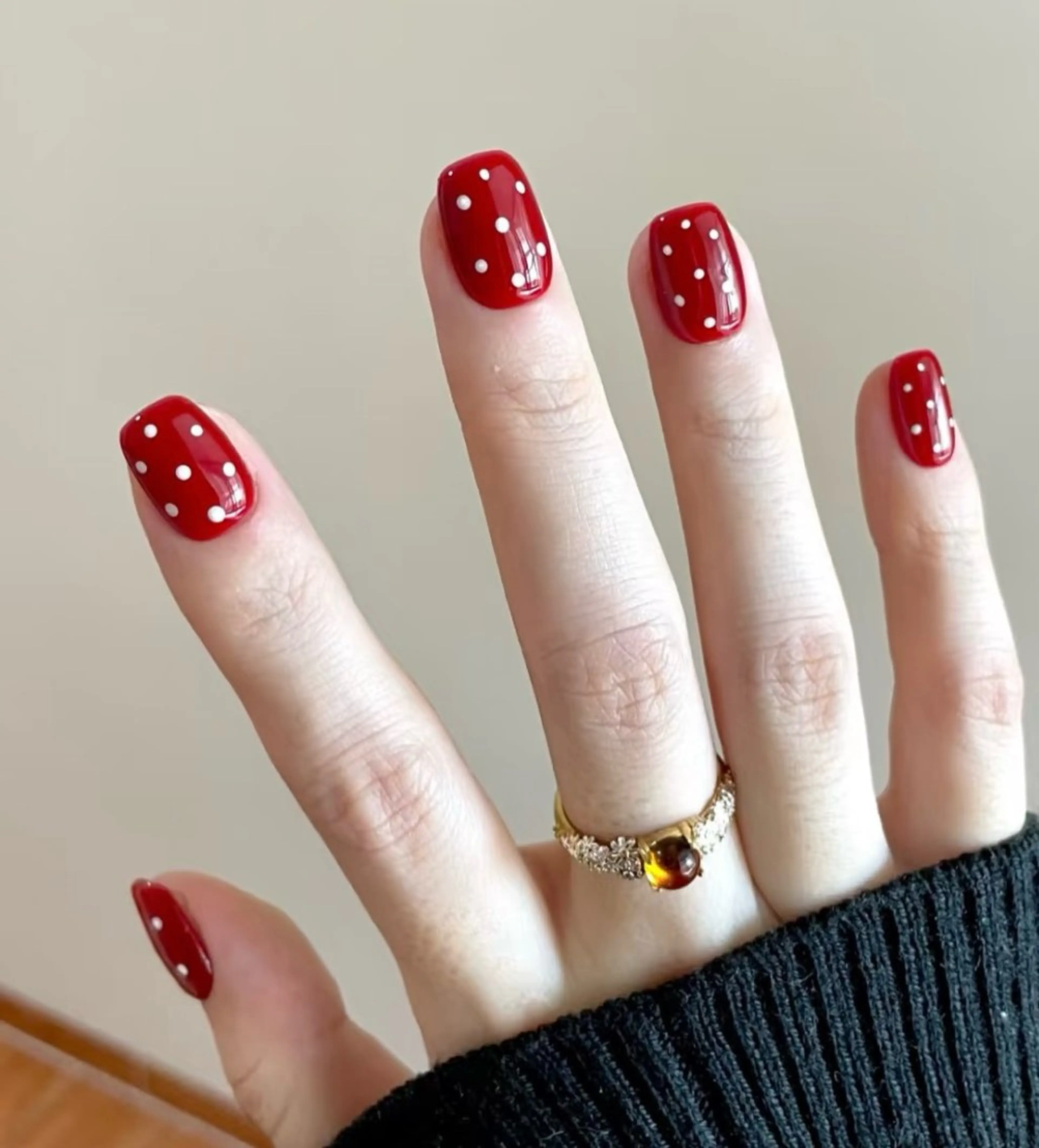 ネイル 高木 維麗絲のネイルデザイン