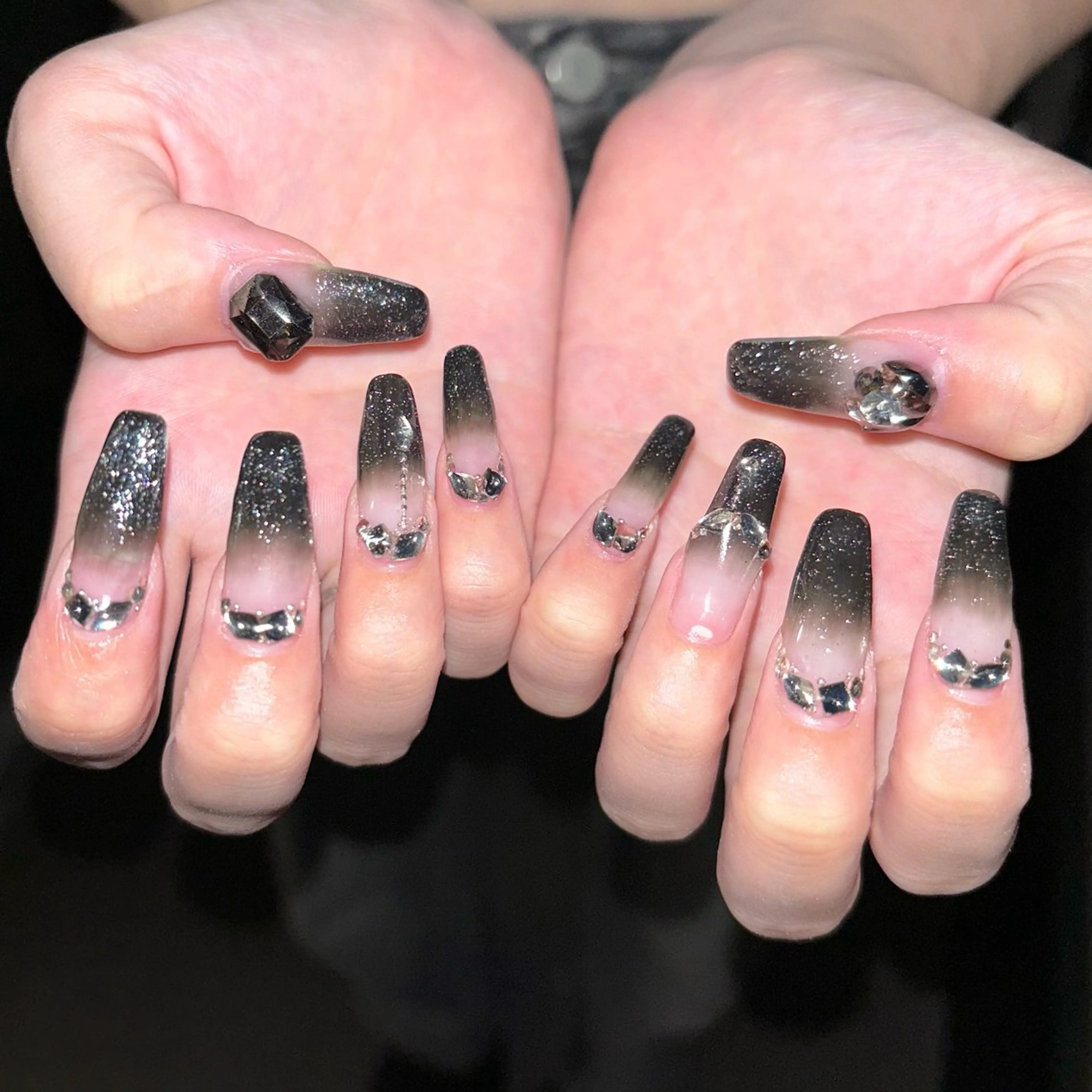 ネイル ハンドネイル Sii nail 🤍SAKIのネイルデザイン