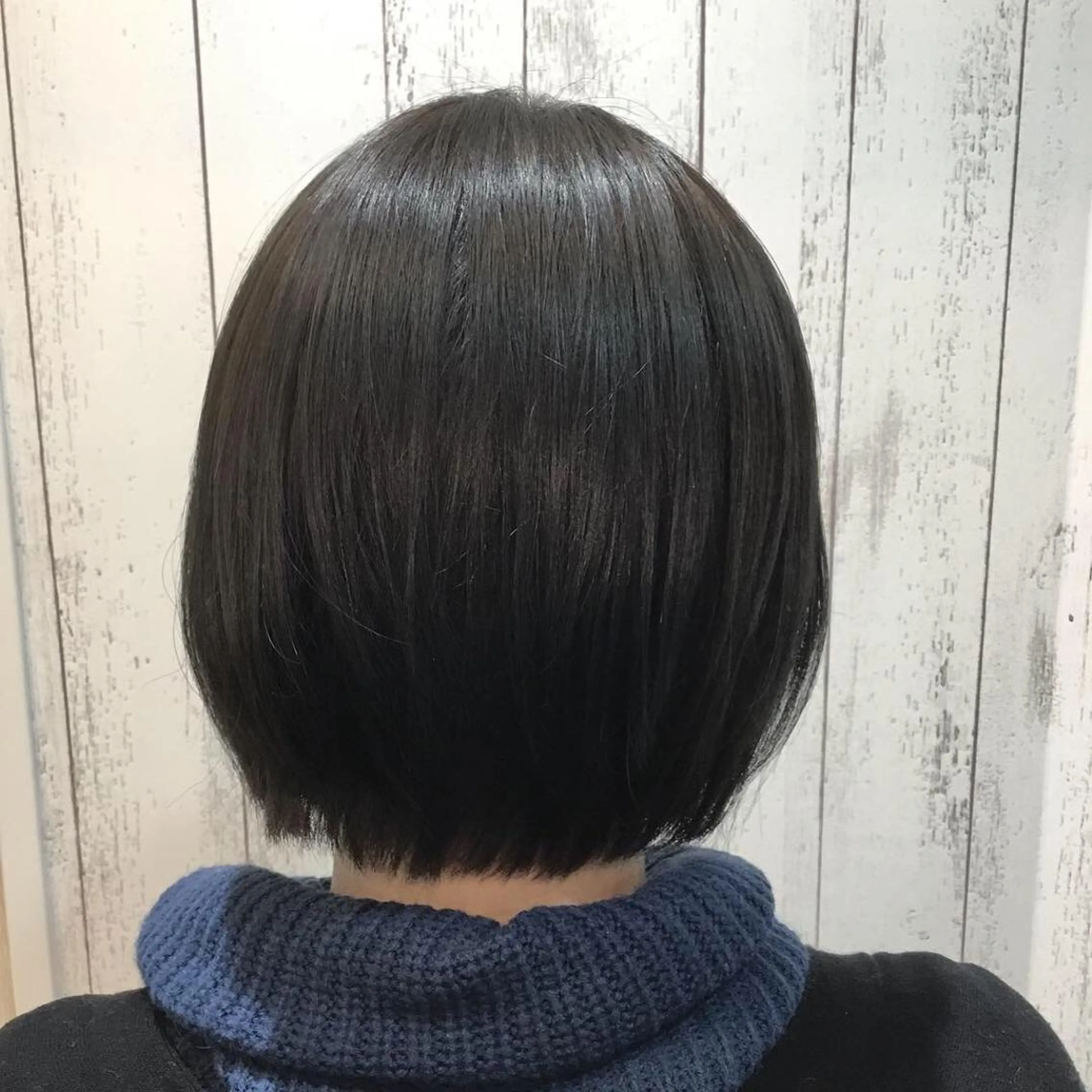ショート カラー パーマ 金崎 新吾のヘアスタイル
