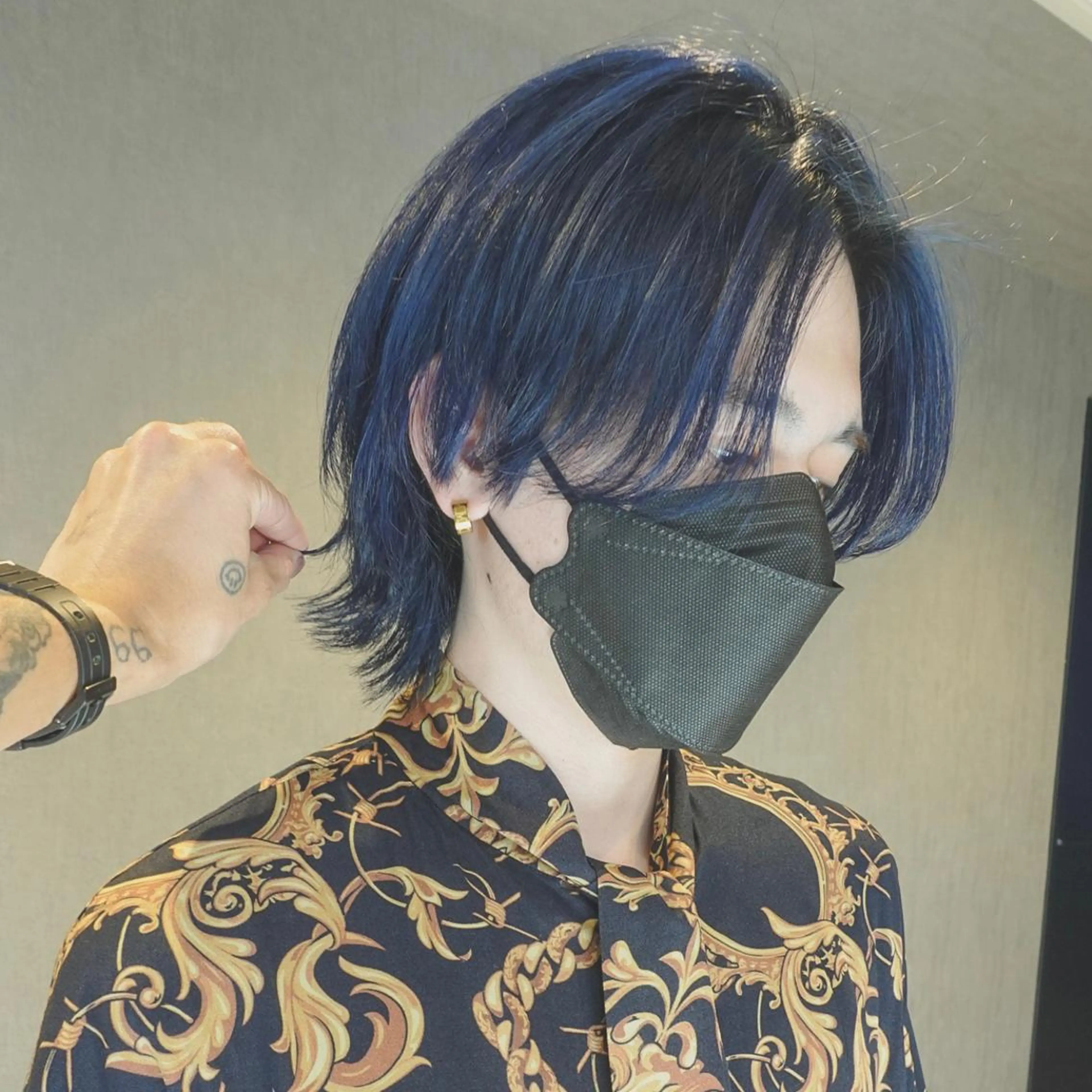 メンズ センターパート メンズカット ヨシカワ タツキのヘアスタイル
