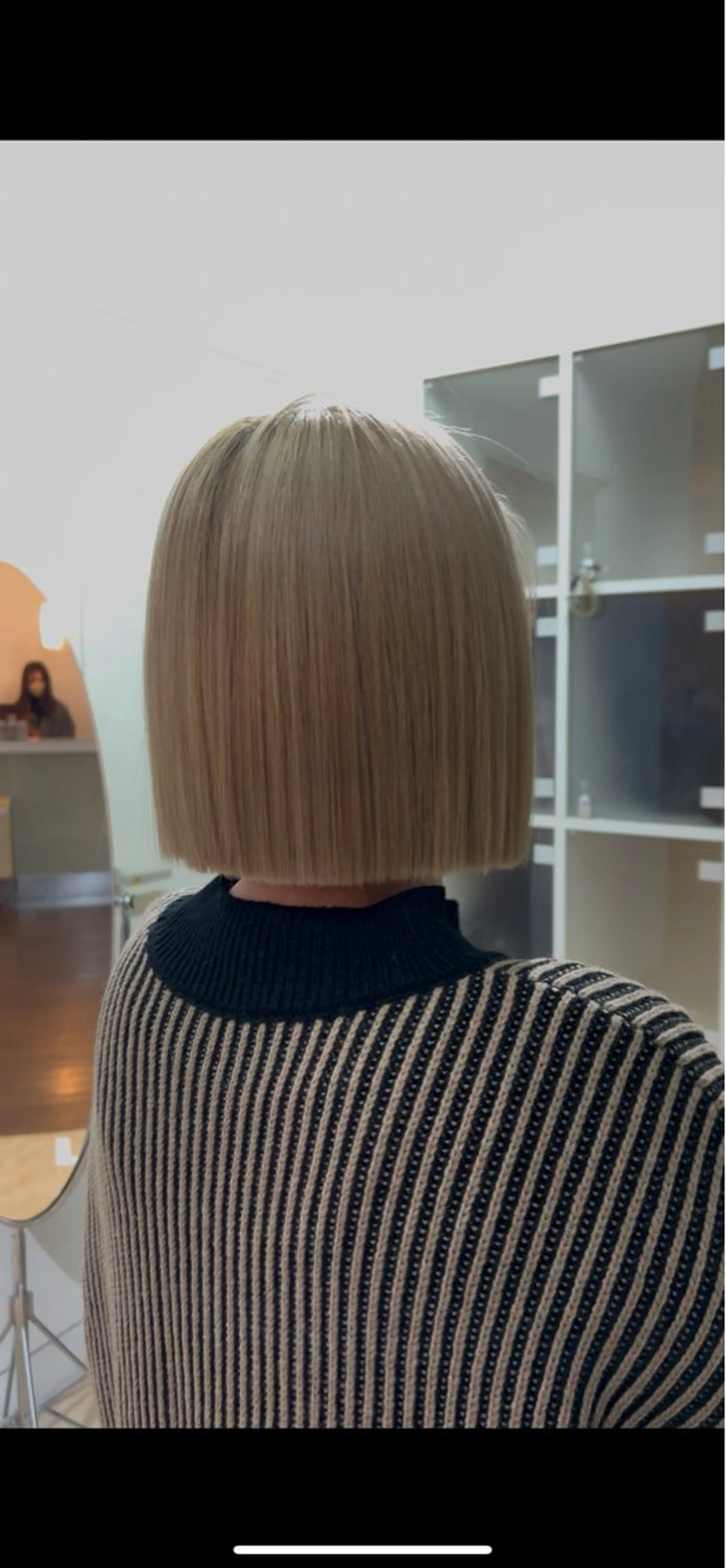 ミディアム カラー ハイトーンカラー ボブ ボブ特化美容師 中　綾斗のヘアスタイル