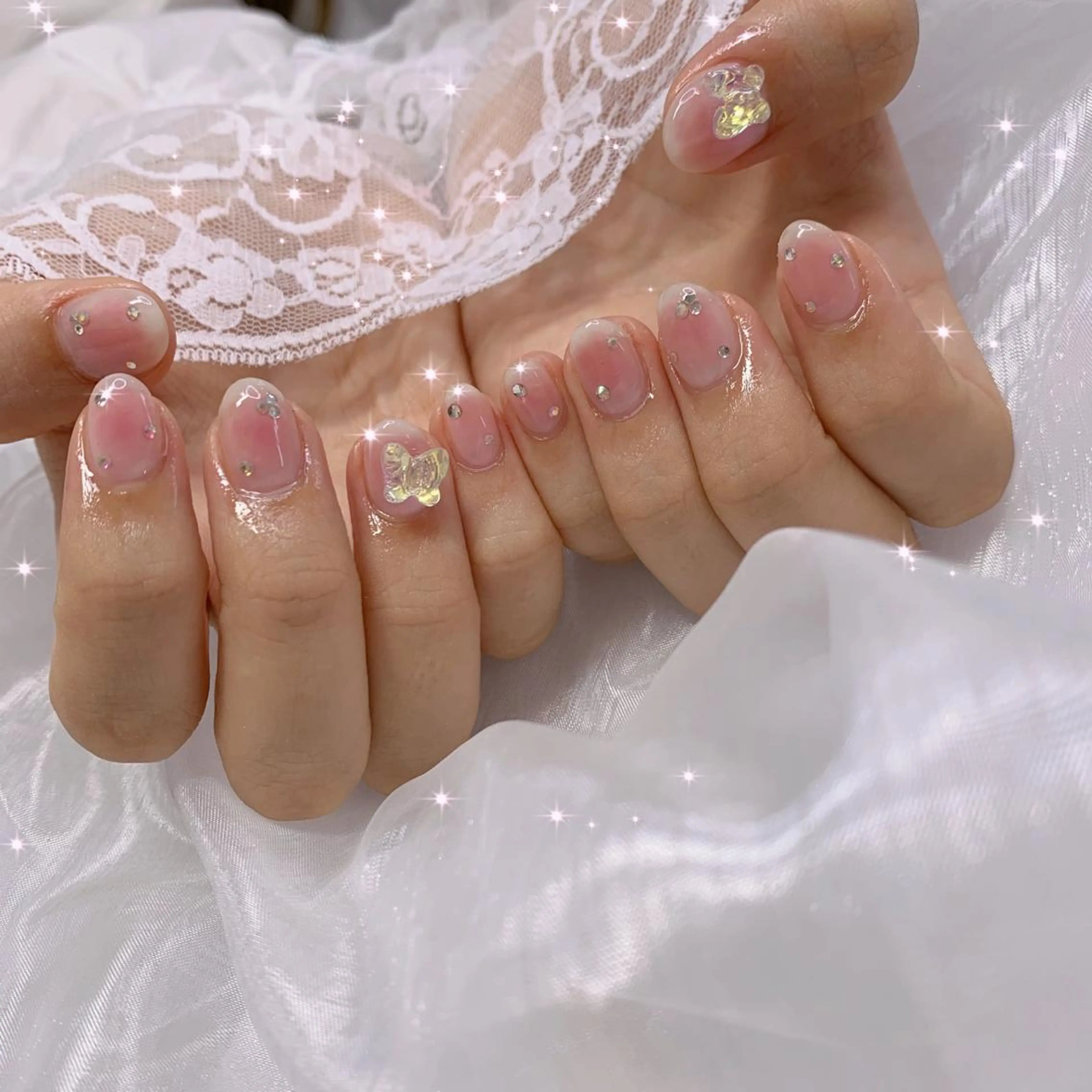 ネイル ハンドネイル La neige* yuki 🥯🍑のネイルデザイン