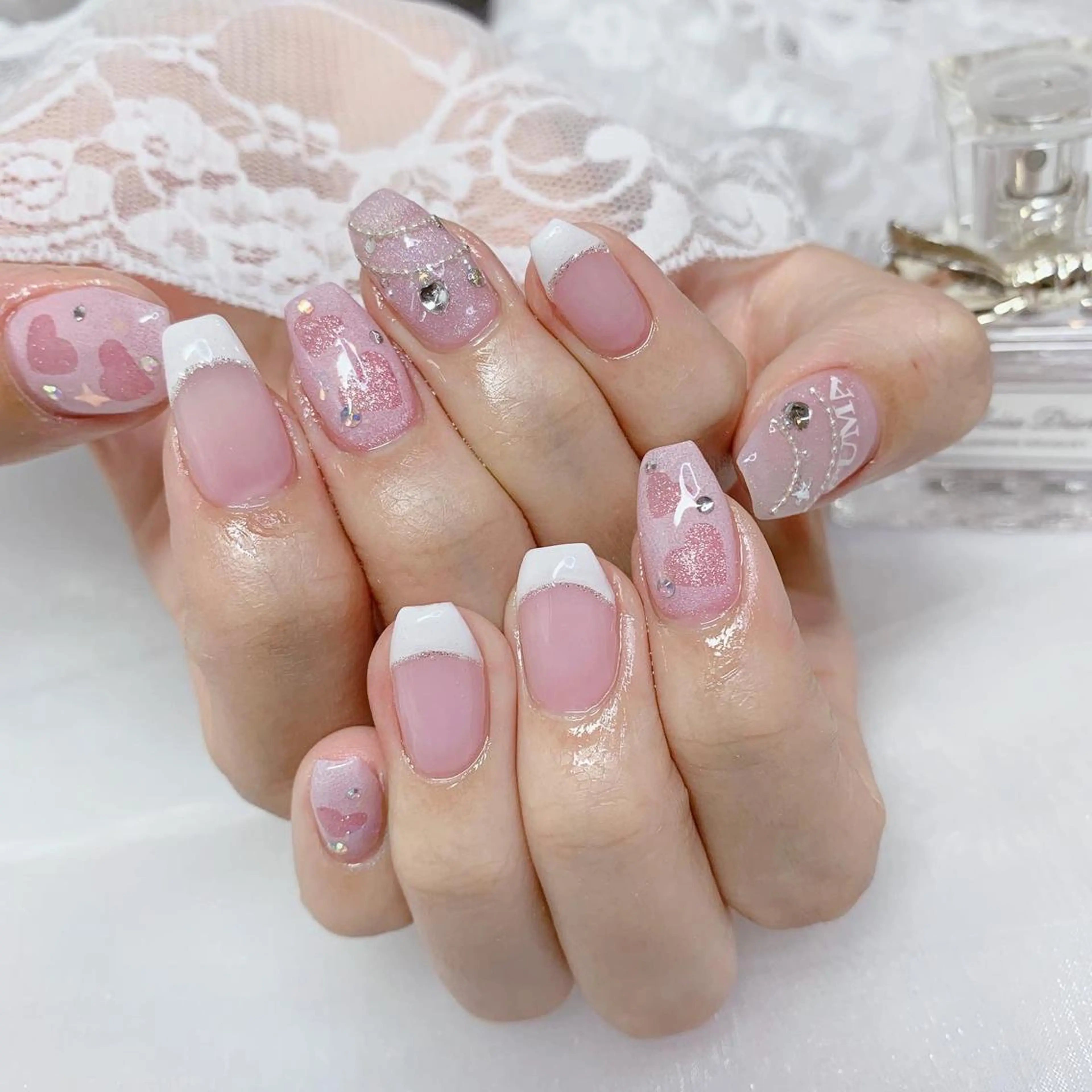 ネイル ハンドネイル La neige* yuki 🥯🍑のネイルデザイン