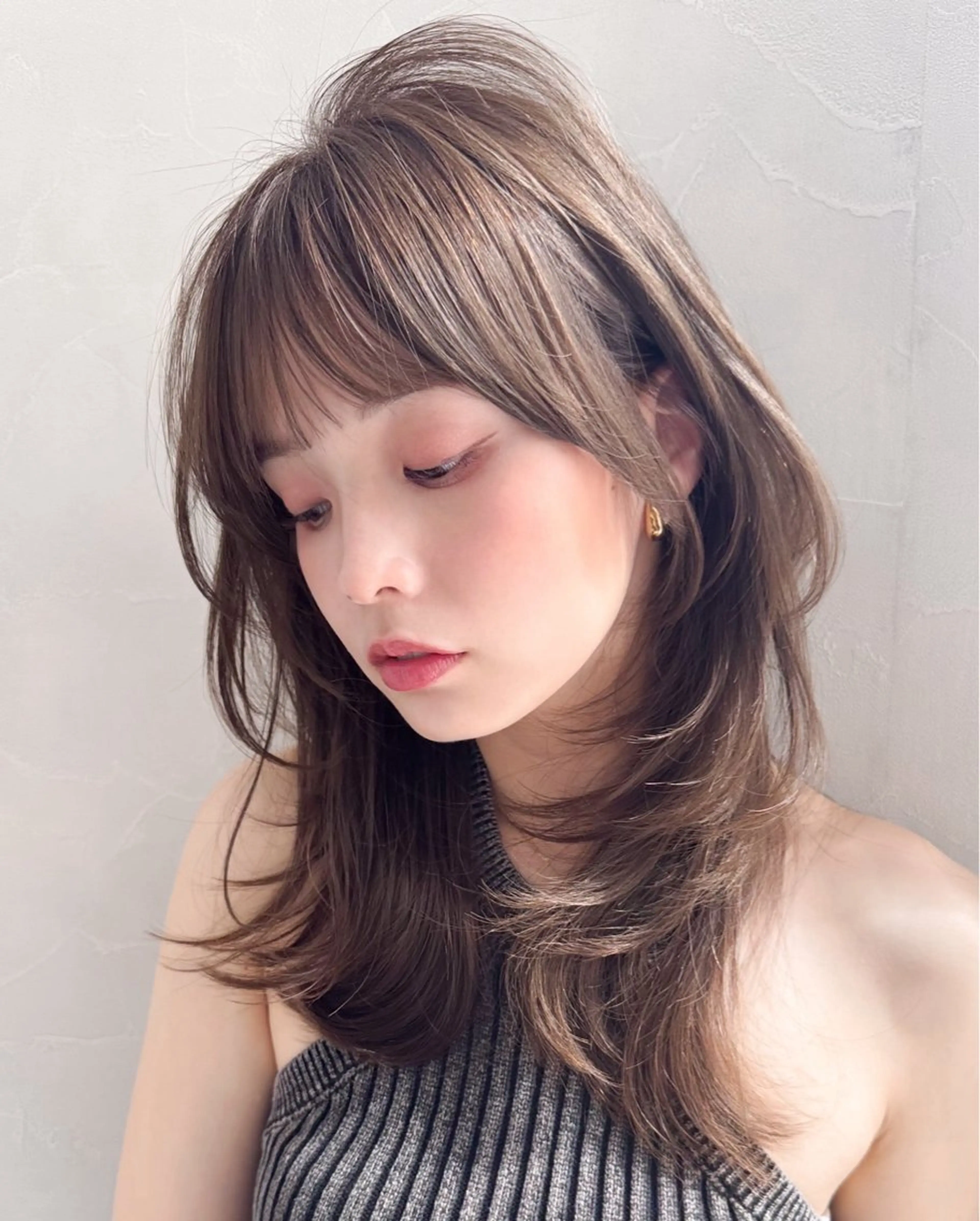 セミロング カラー 宮本 聖希のヘアスタイル