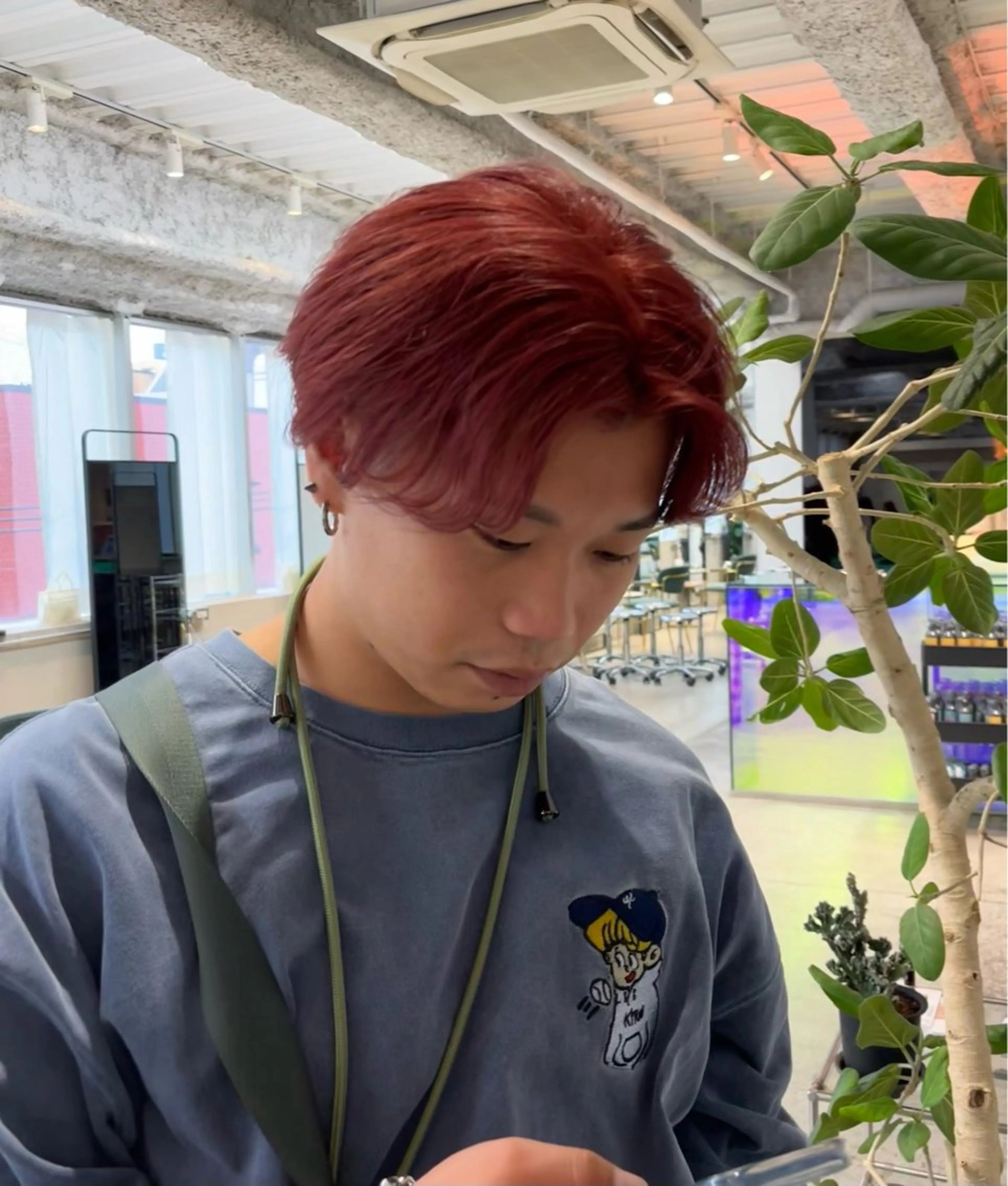 カラー メンズ メンズブリーチ ブリーチ レッドカラー カット ヘアカラー ANY/メンズ特化/ シバヤ ユウキのヘアスタイル