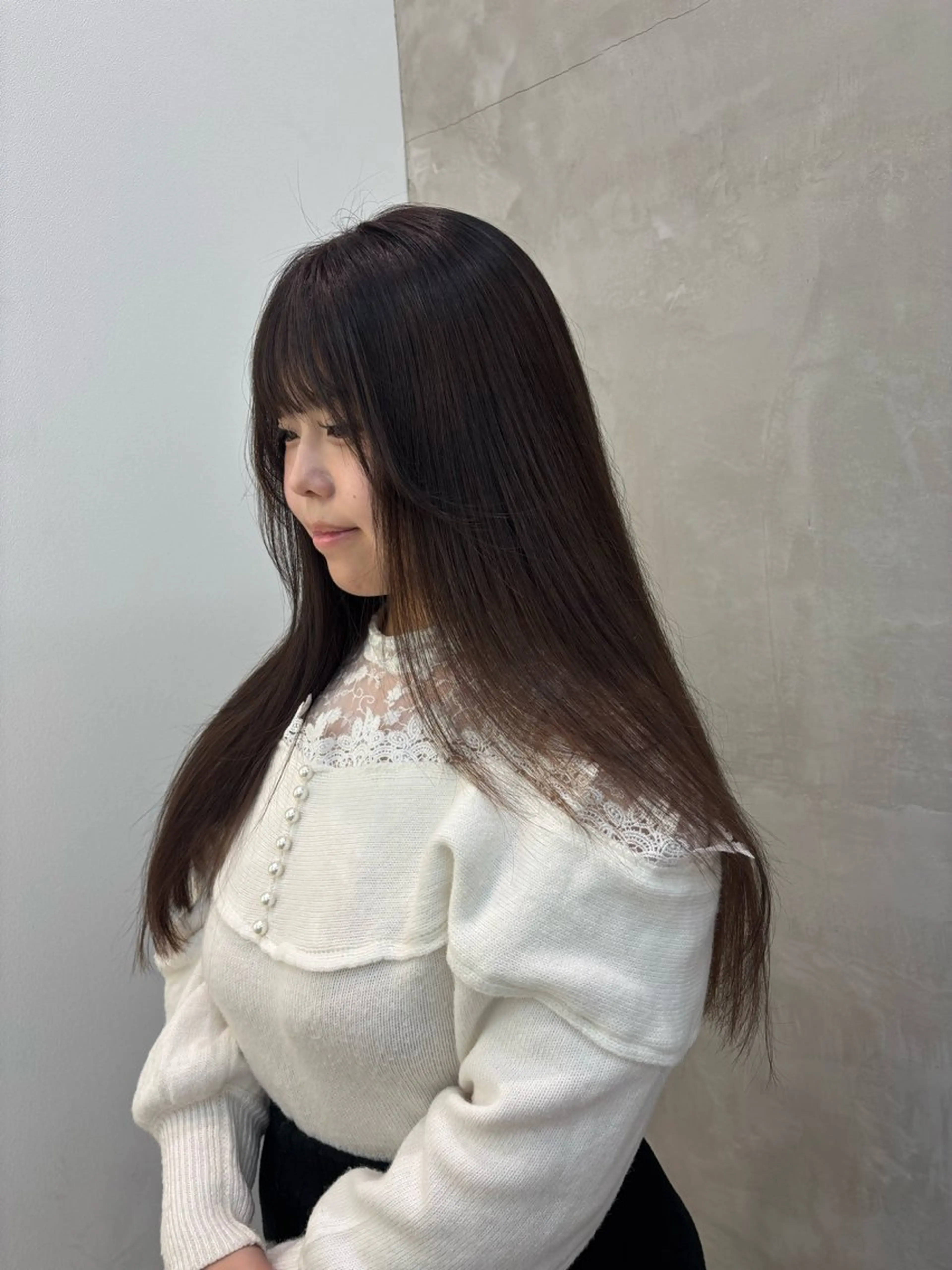 ワンカラー＋整えカット（ミディアム​〜​ロングの方限定）の写真