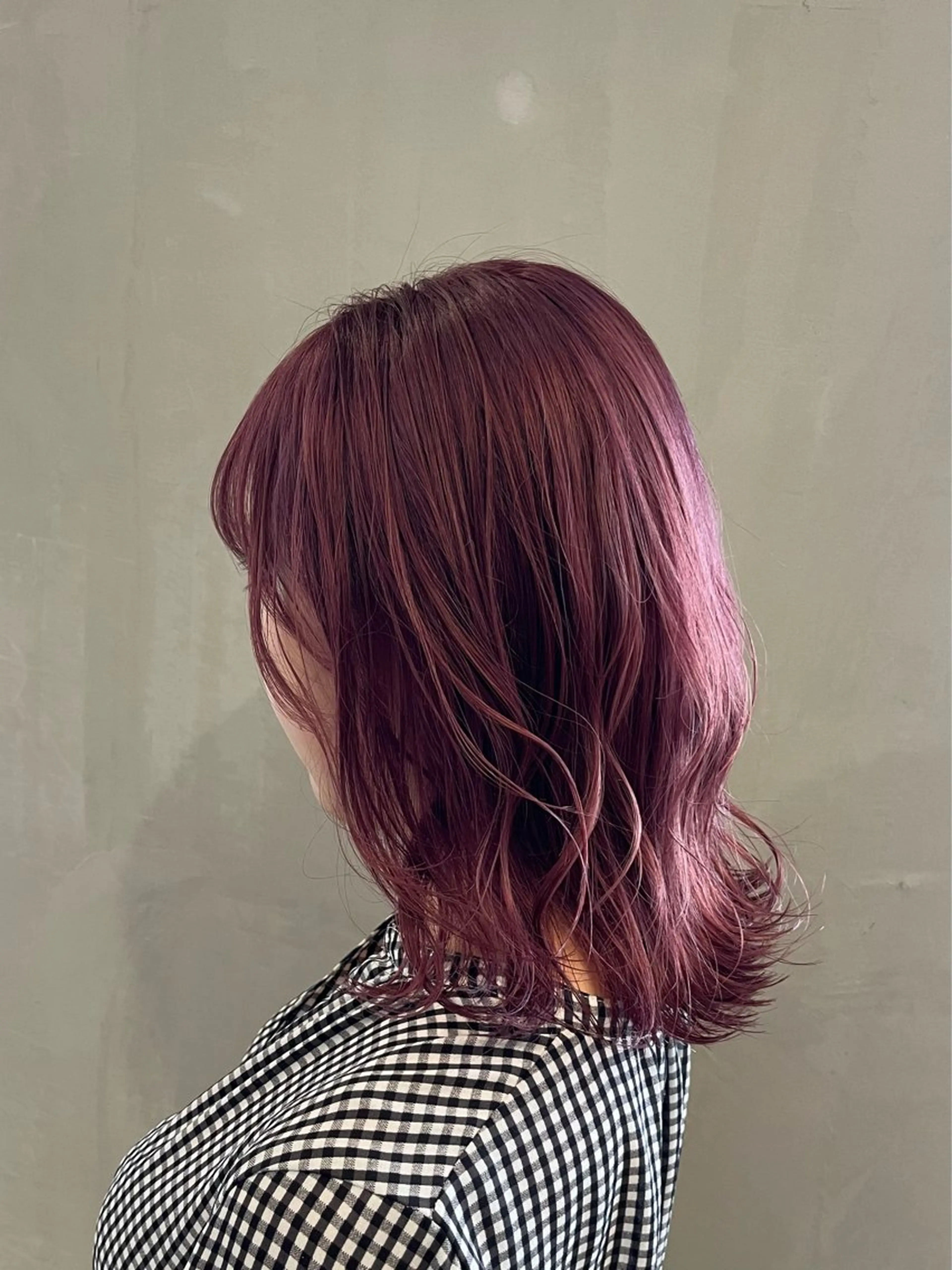 ミディアム カラー ヘアアレンジ ブリーチ ケアブリーチ ピンクカラー みわ/博多 ブリーチ/カラーのヘアスタイル