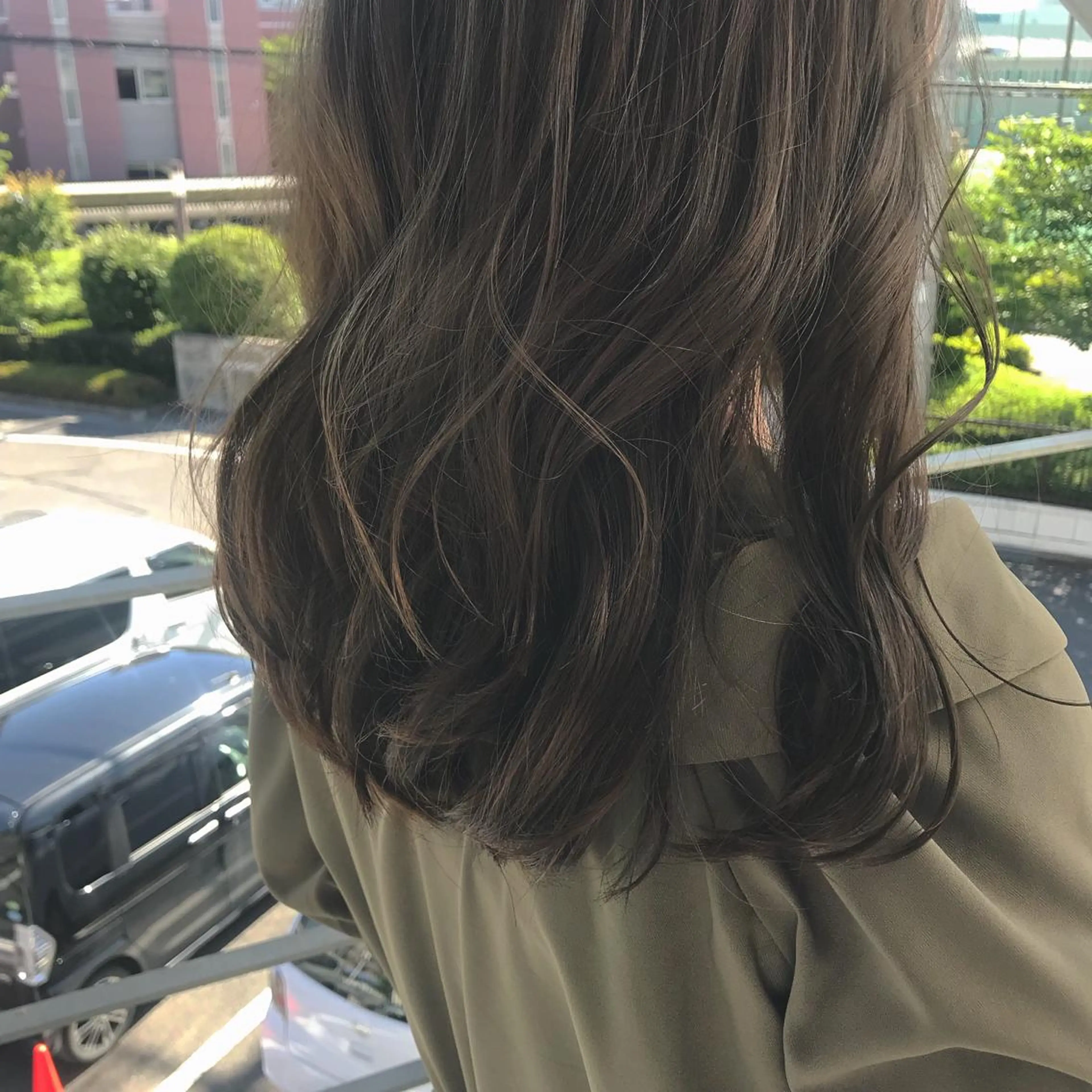 セミロング カラー 中村 瑞希のヘアスタイル