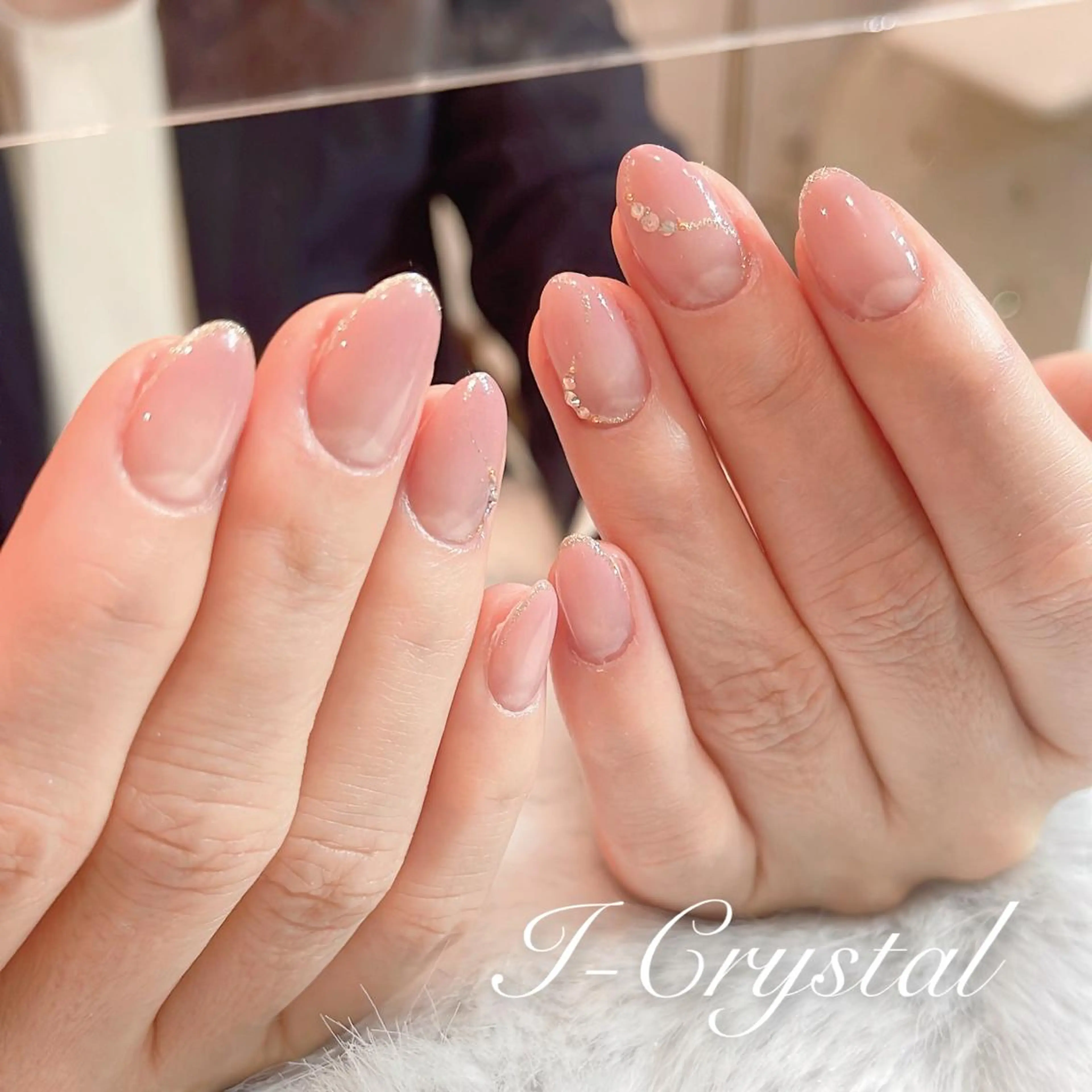 ミディアム ネイル アートネイル ジェルネイル グラデーション オフィスネイル NailSalon  I-Crystal所属・中村 郁美のネイルデザイン