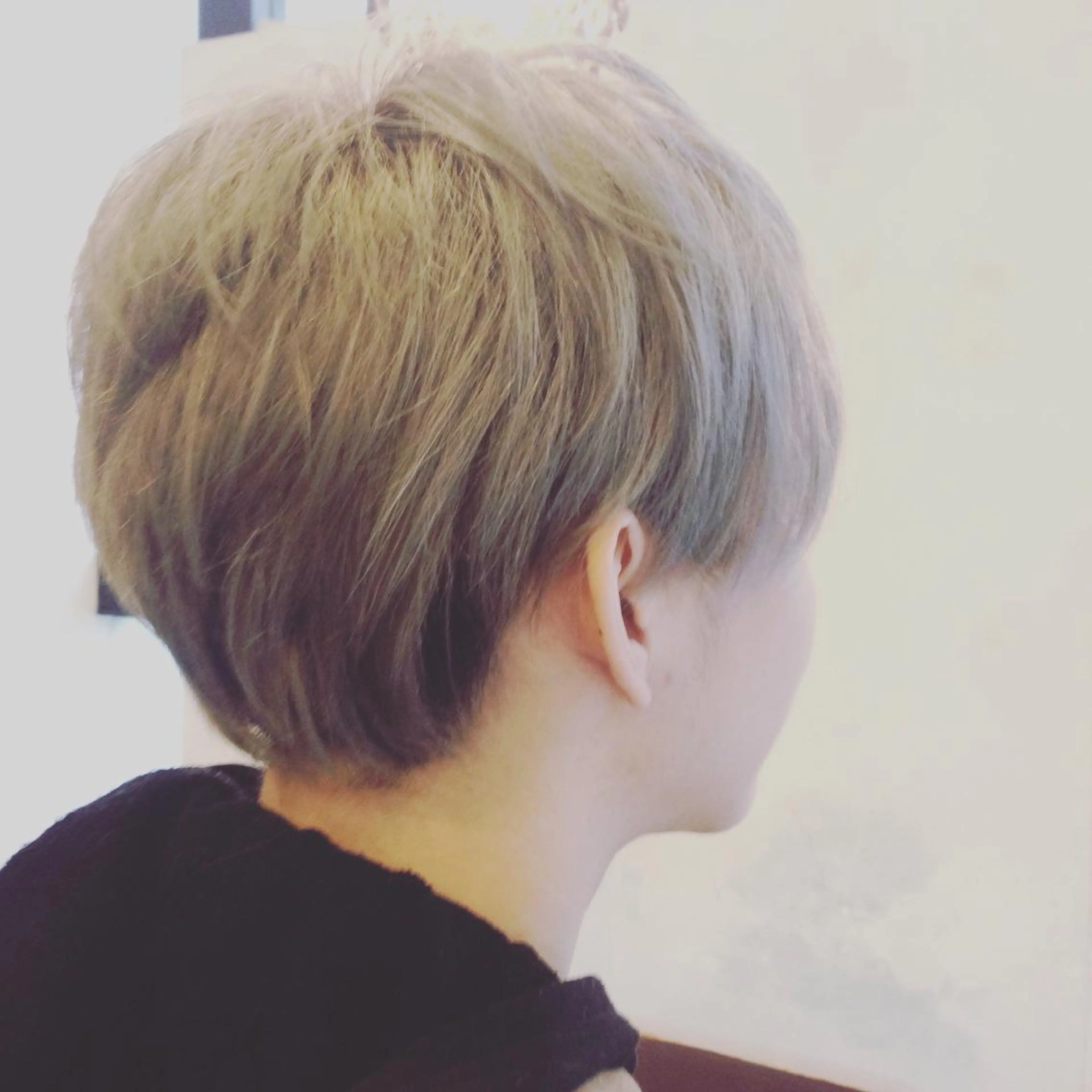 ショート カラー メンズ アッシュ 浅川 実行のヘアスタイル