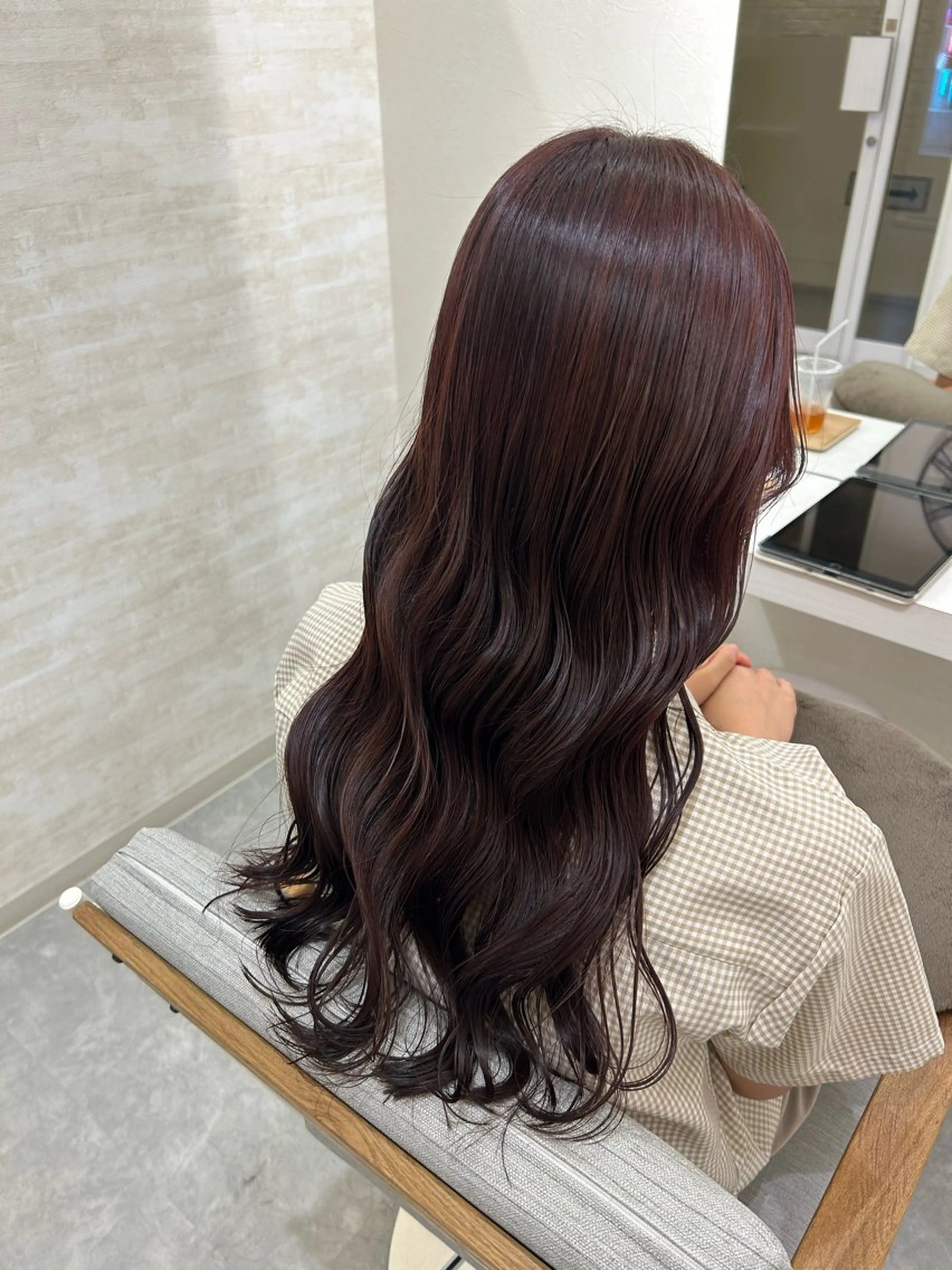 ロング カラー ヘアアレンジ カット ヘアカラー トリートメント 髪質改善&艶感カラー 🪄岡井美結のヘアスタイル