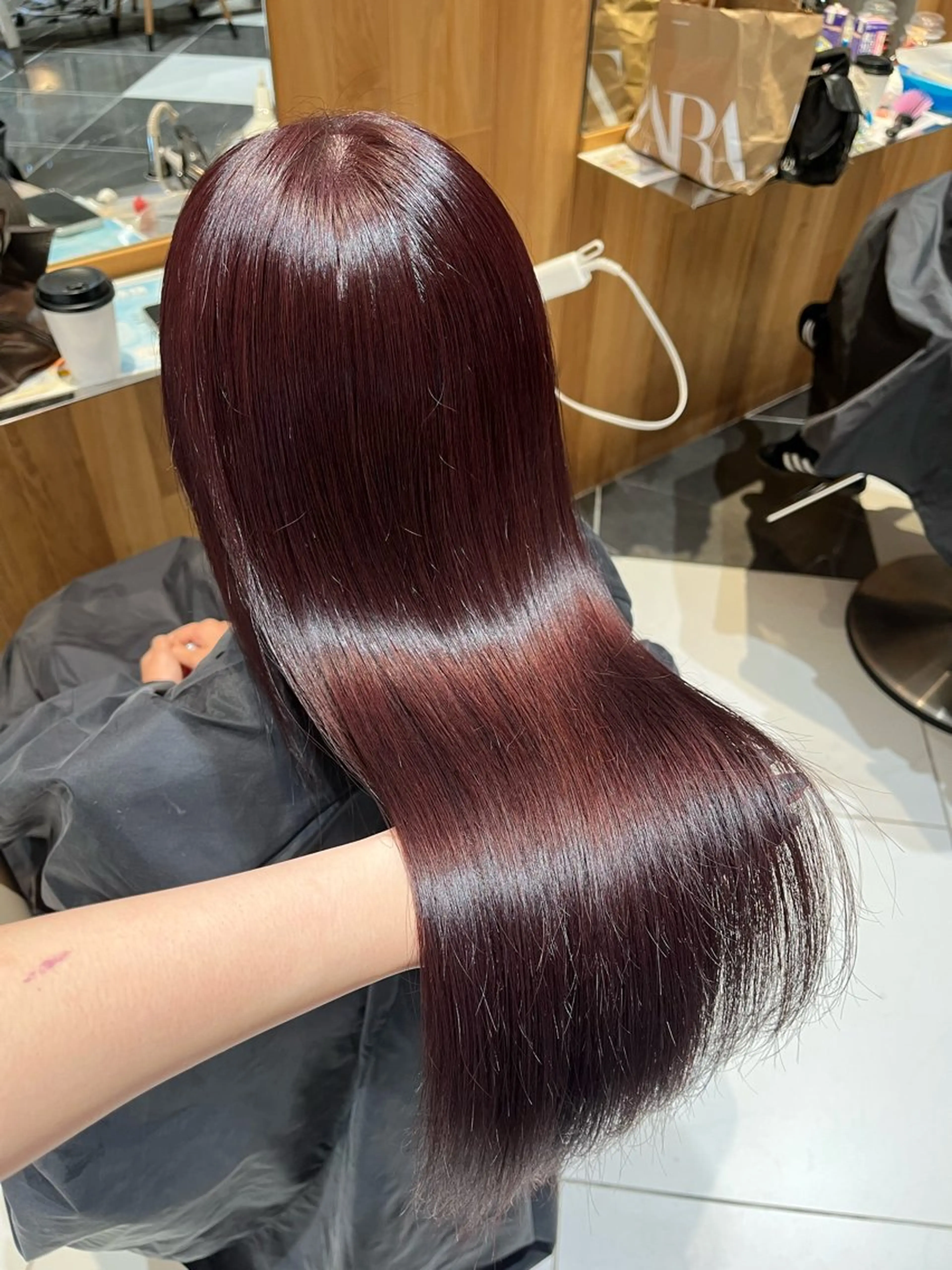 ロング ヘアカラー haruna .のヘアスタイル