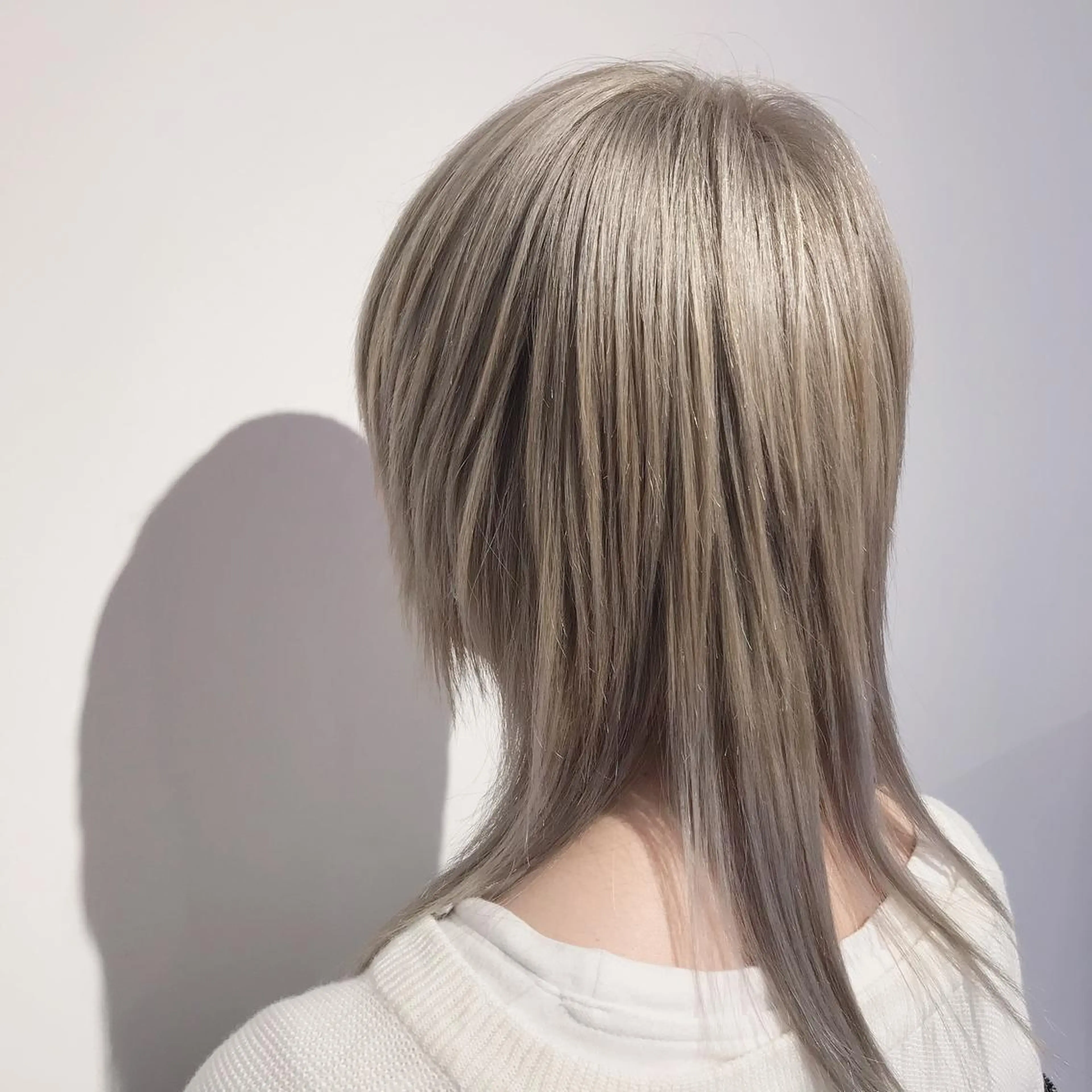 ショート カラー ハイトーンカラー ウルフカット インナーカラー/レイ ヤーカット♡/マキシのヘアスタイル