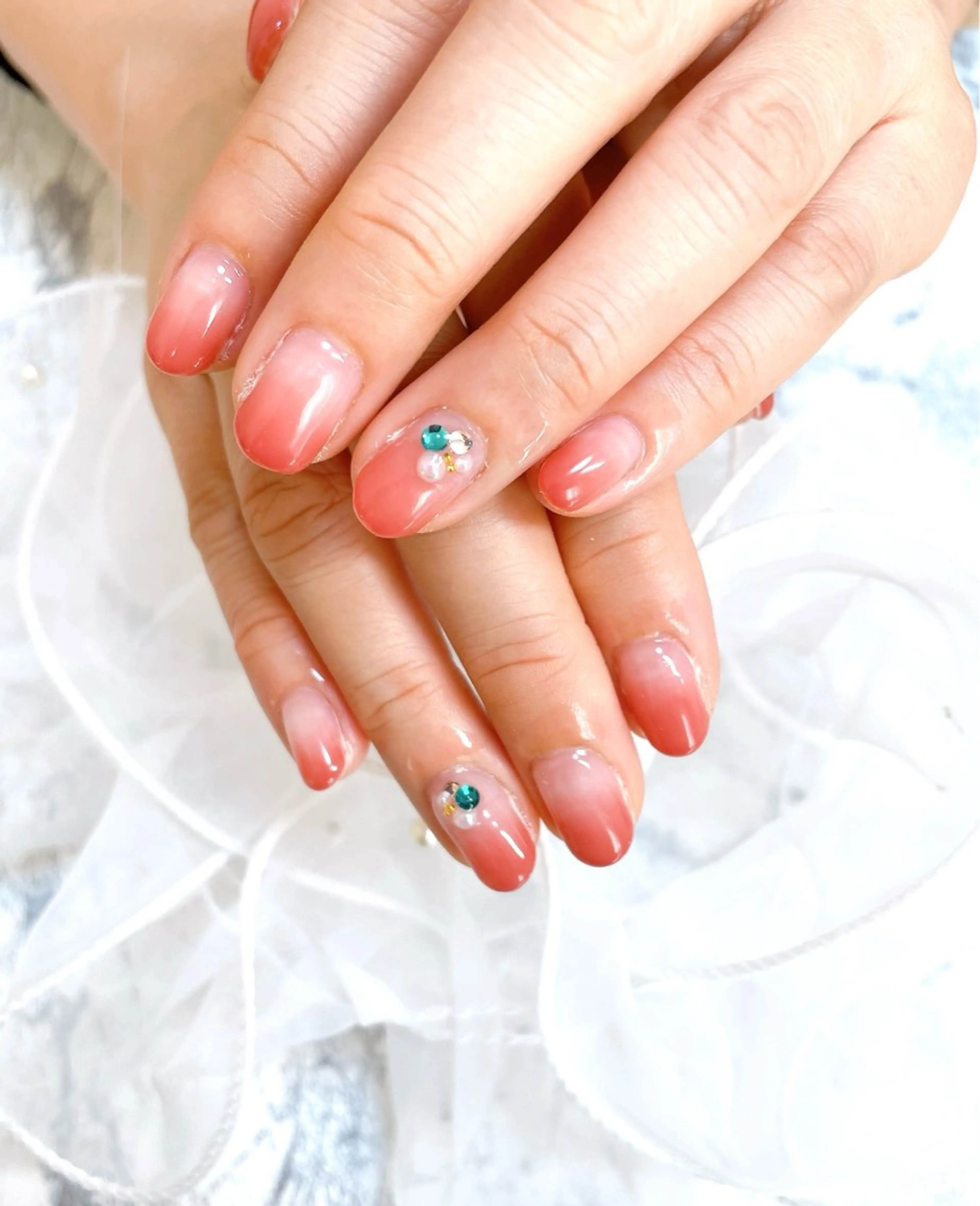 ネイル ハンドネイル GAL_ NAILのネイルデザイン