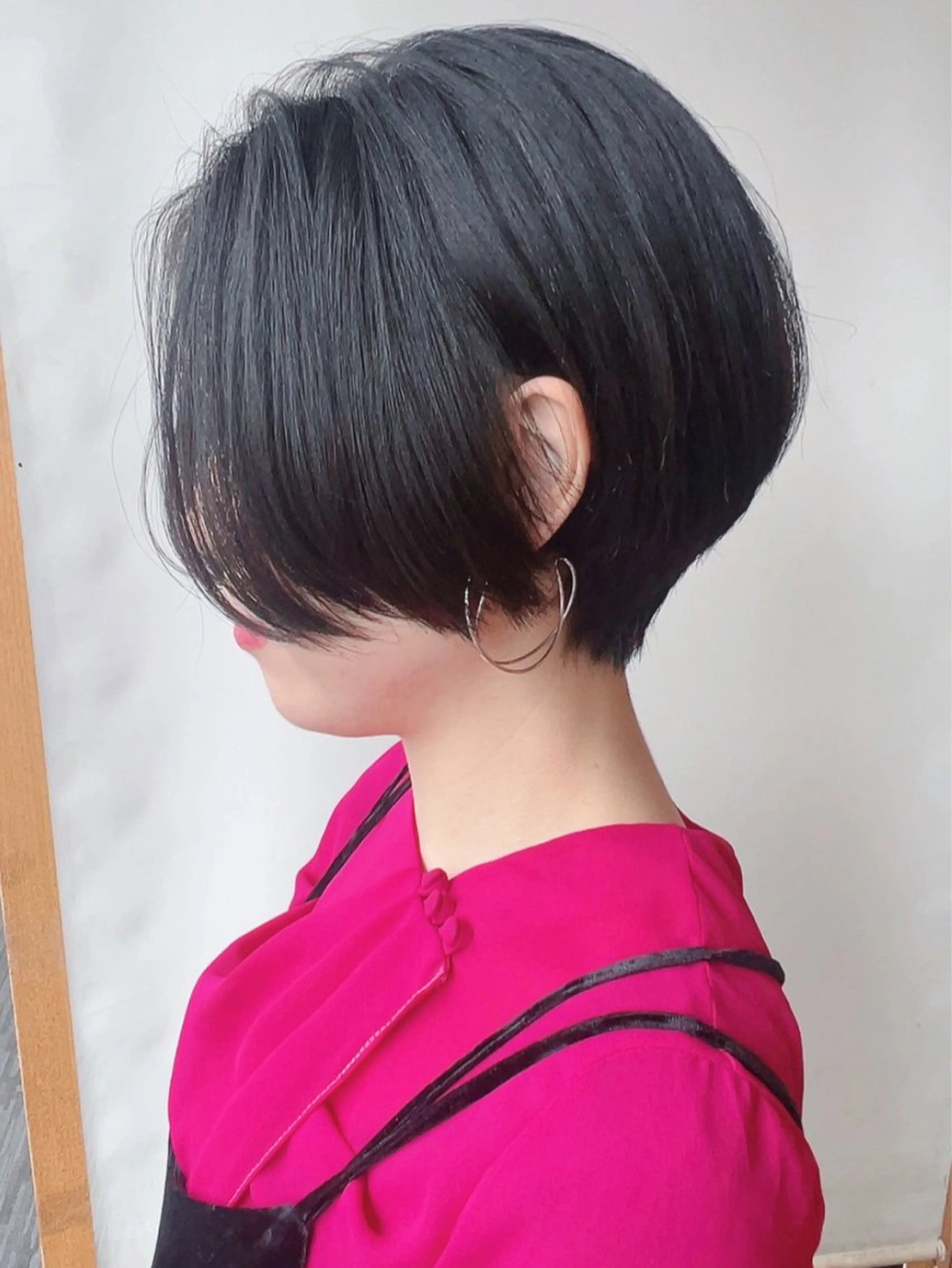 ショート ハンサムショート ショートヘア morio from london所属・松岡彩華 ボブ /グレージュのヘアスタイル