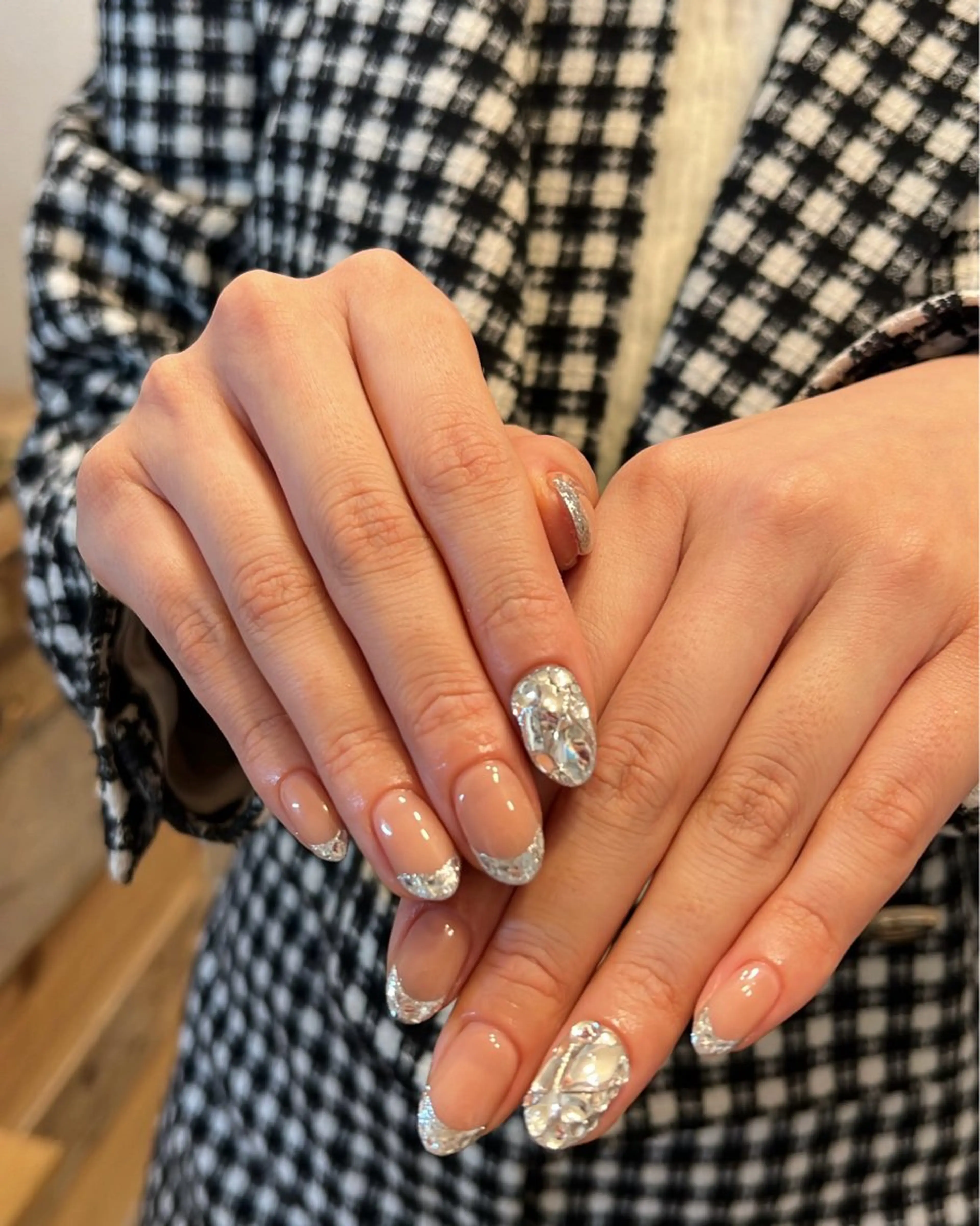 ネイル ハンドネイル フットネイル ハンドケア Nes.Nail所属・Miyagi Asamiのネイルデザイン