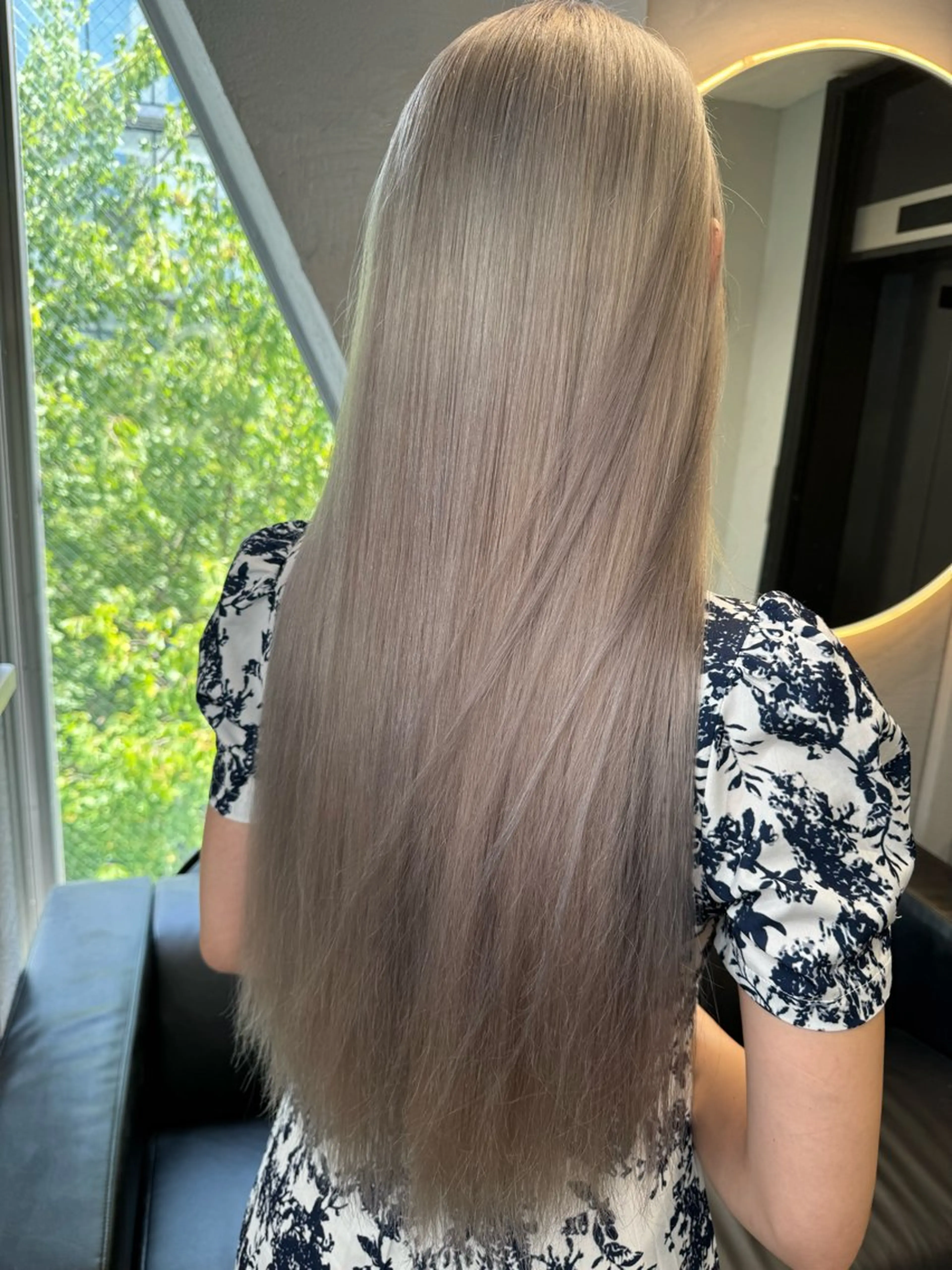 セミロング カラー dao/ミルクティー /ブラウン/ブロンドのヘアスタイル