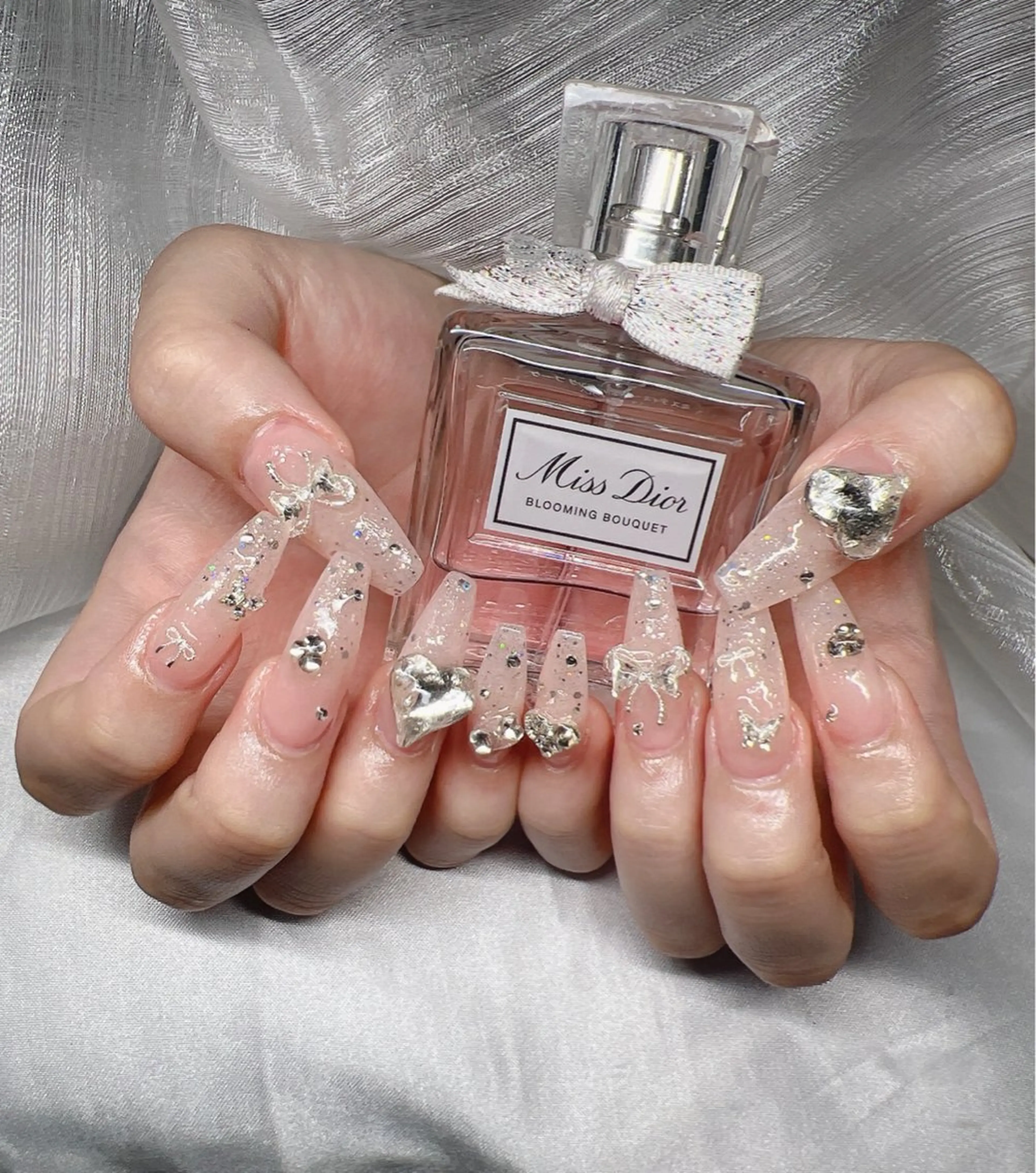 ネイル ハンドネイル Lee Nailsのネイルデザイン