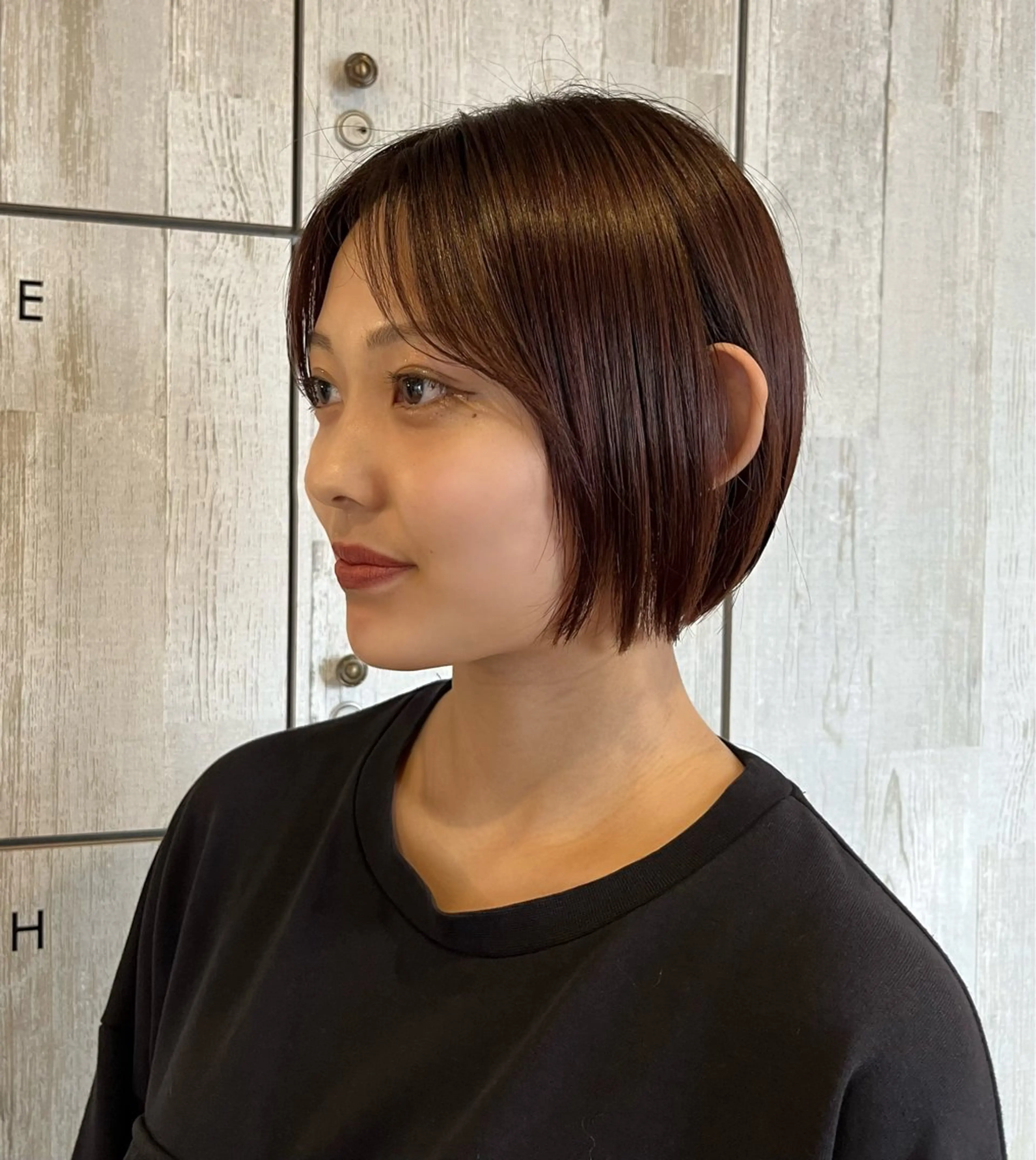 ショート カラー ブラウンカラー レッドカラー レッドブラウン ボブ 髪質改善 カット 顔まわり/オフィス カラー/青栁優🔆のヘアスタイル