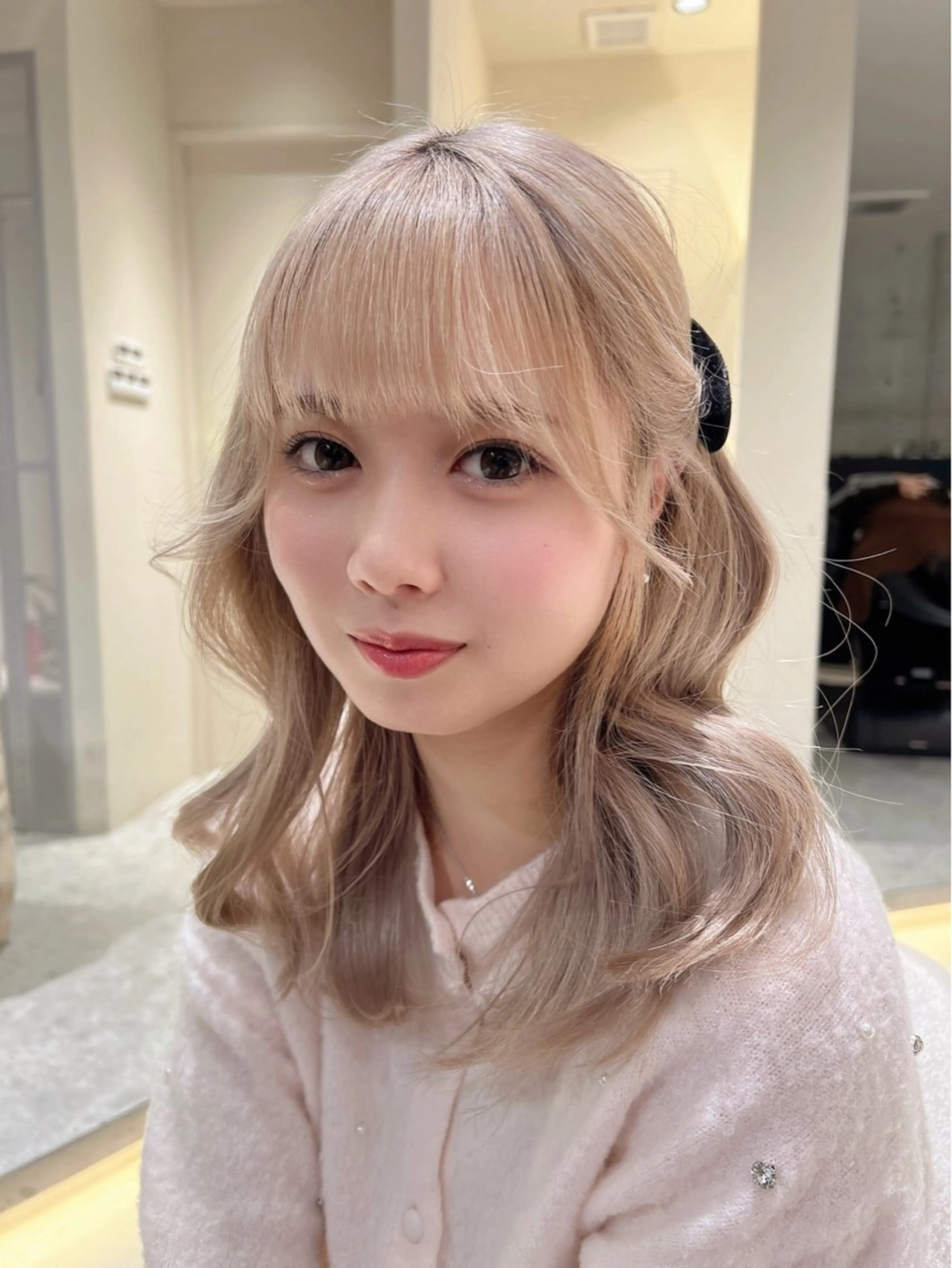 ミディアム カット ヘアカラー トリートメント 顔周り🇰🇷韓国 レイヤー/モエのヘアスタイル