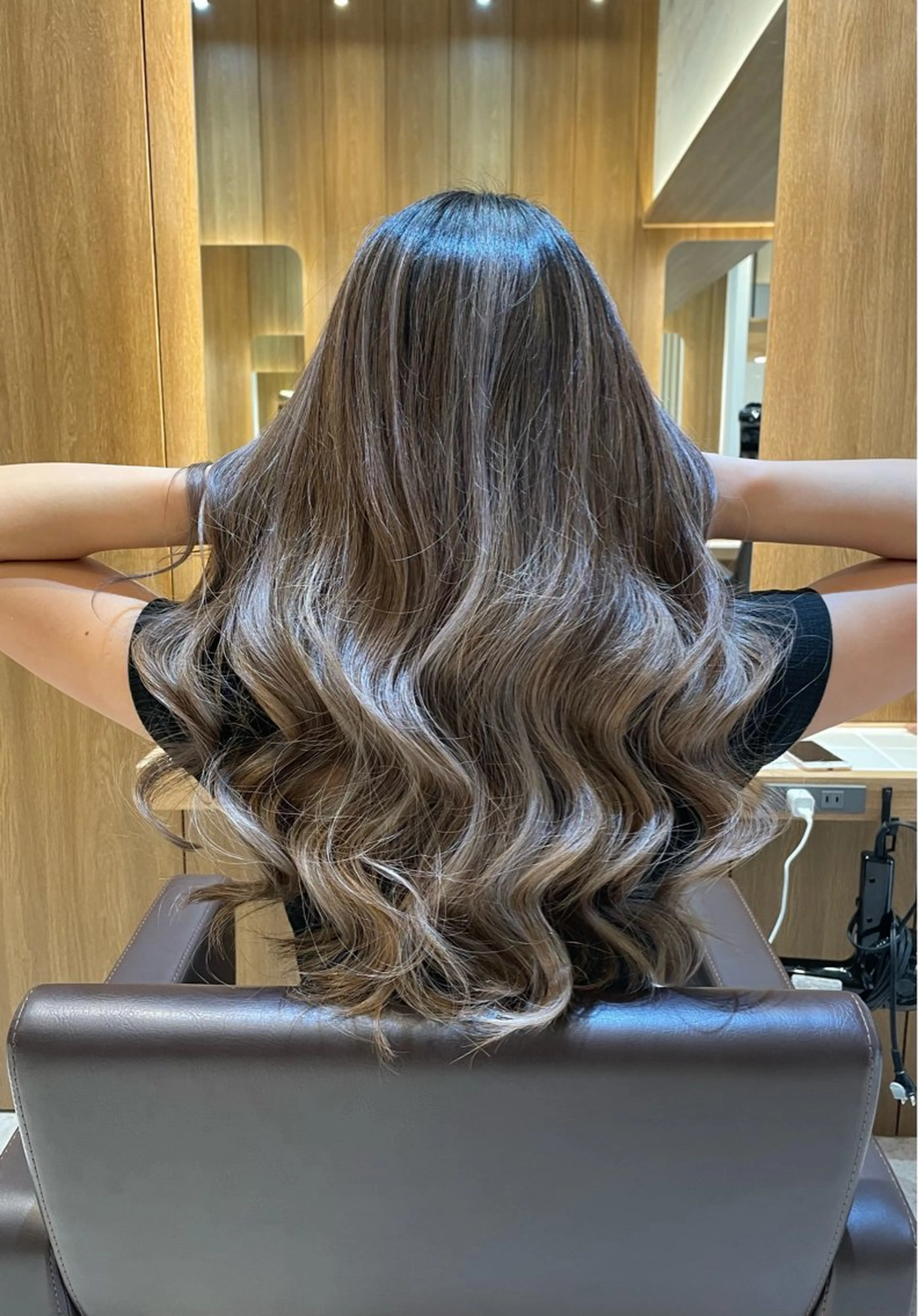 ロング カラー ヘアカラー 小島 仁美のヘアスタイル