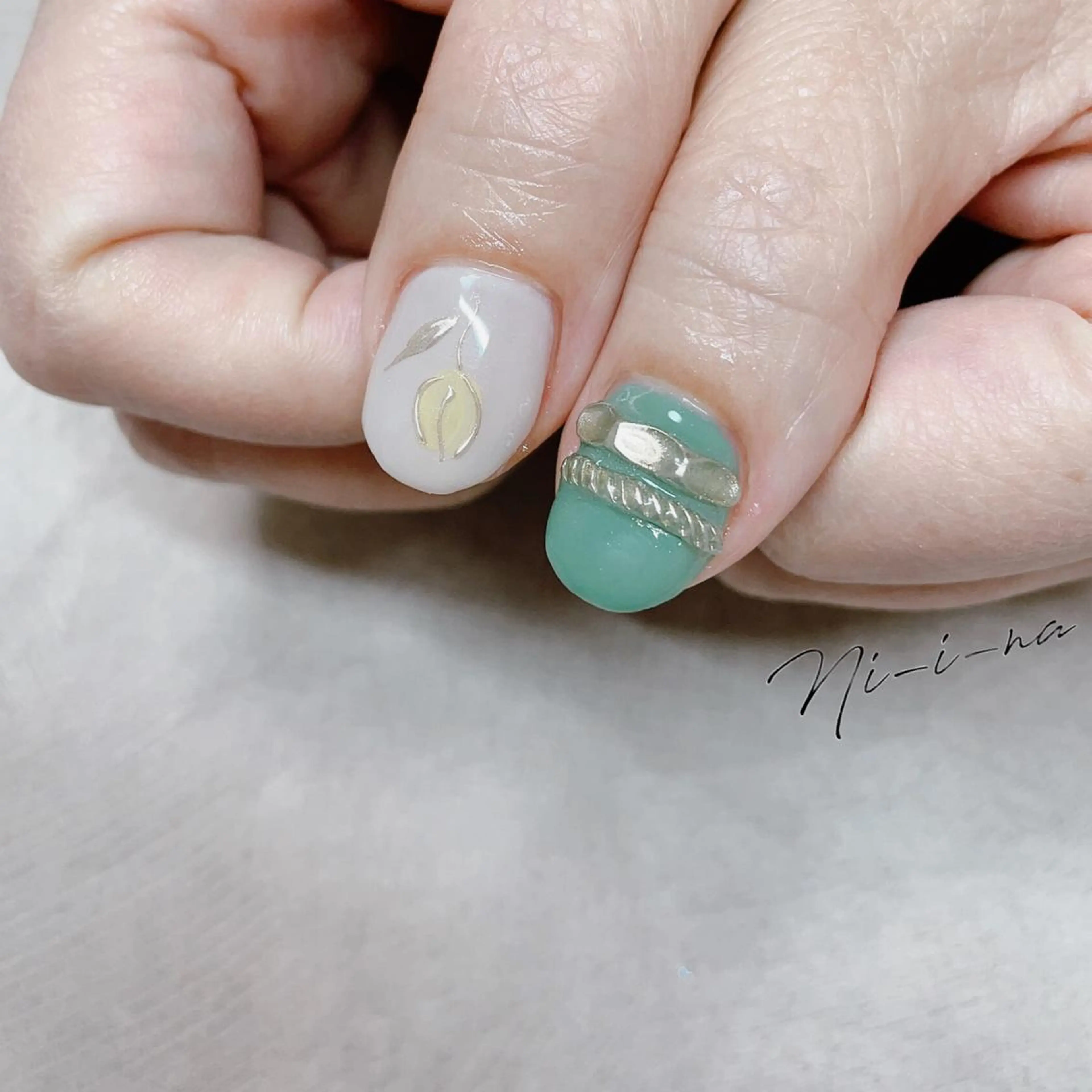 ネイル ハンドネイル nail salon Ni-i-naのネイルデザイン
