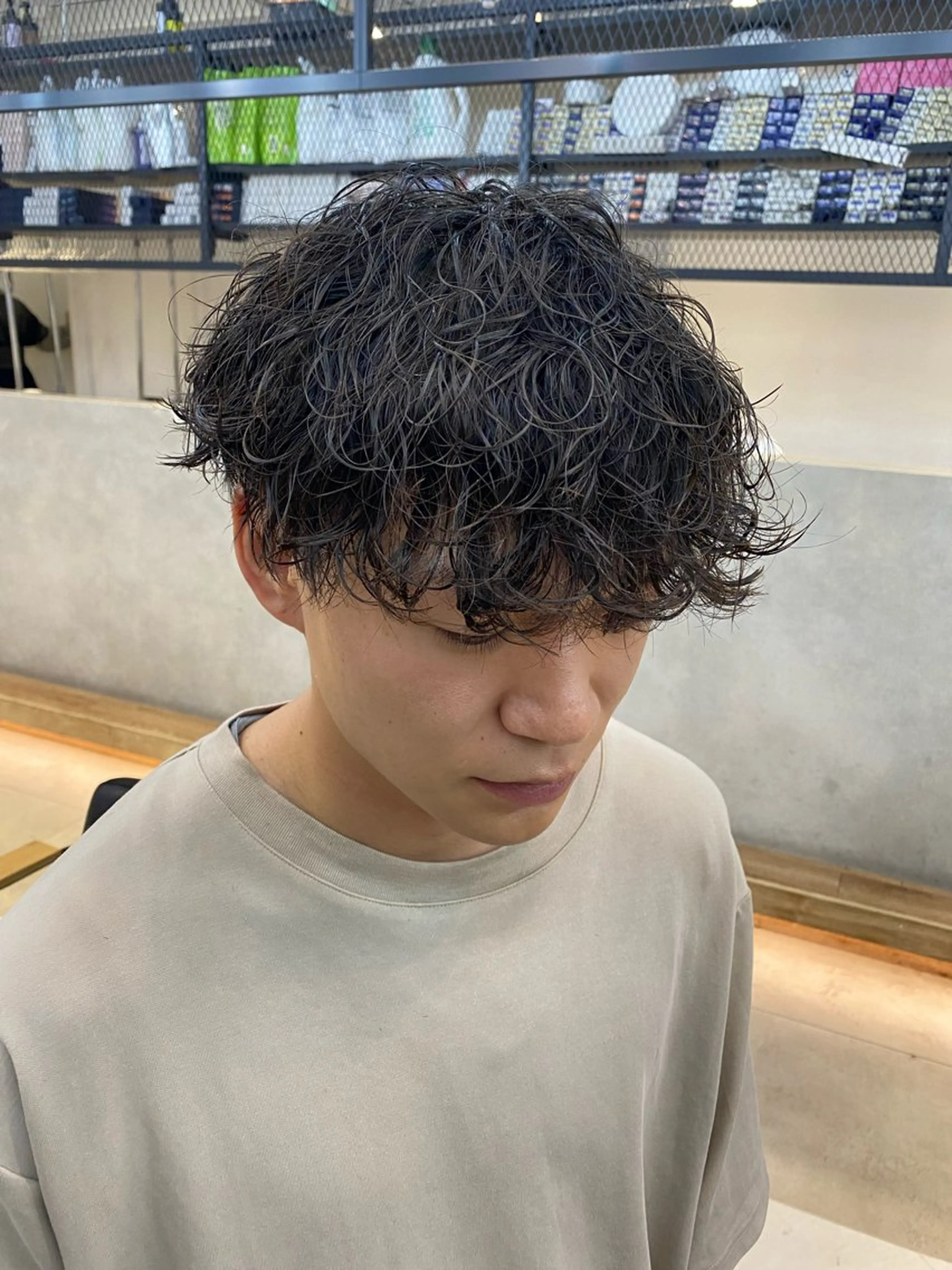 パーマ メンズ カット パーマ 新宿【メンズパーマ】 塩澤太一のヘアスタイル