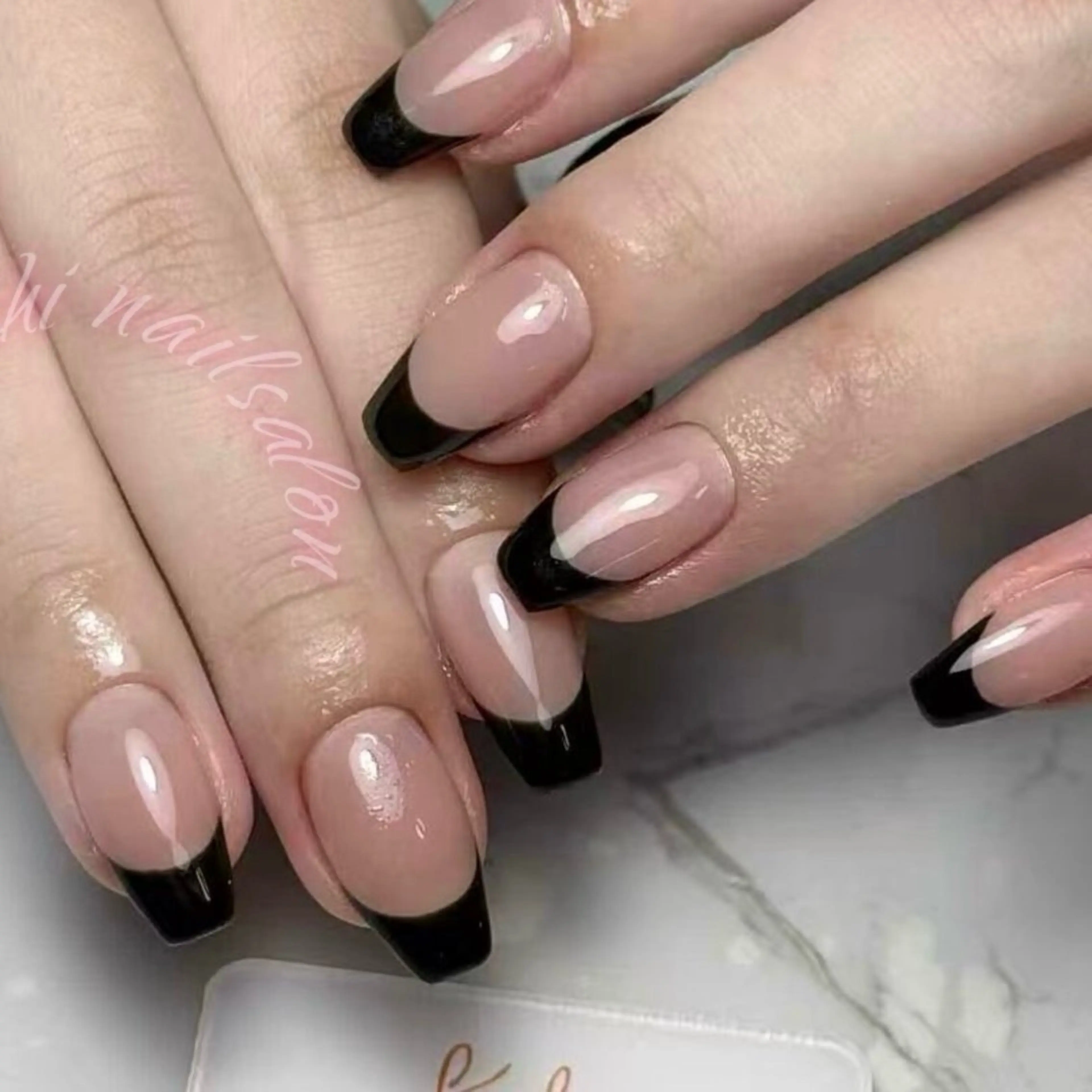 ネイル アートネイル フレンチネイル ジェルネイル グラデーション 韓国ネイル ハンドネイル 久保田 マリコのネイルデザイン