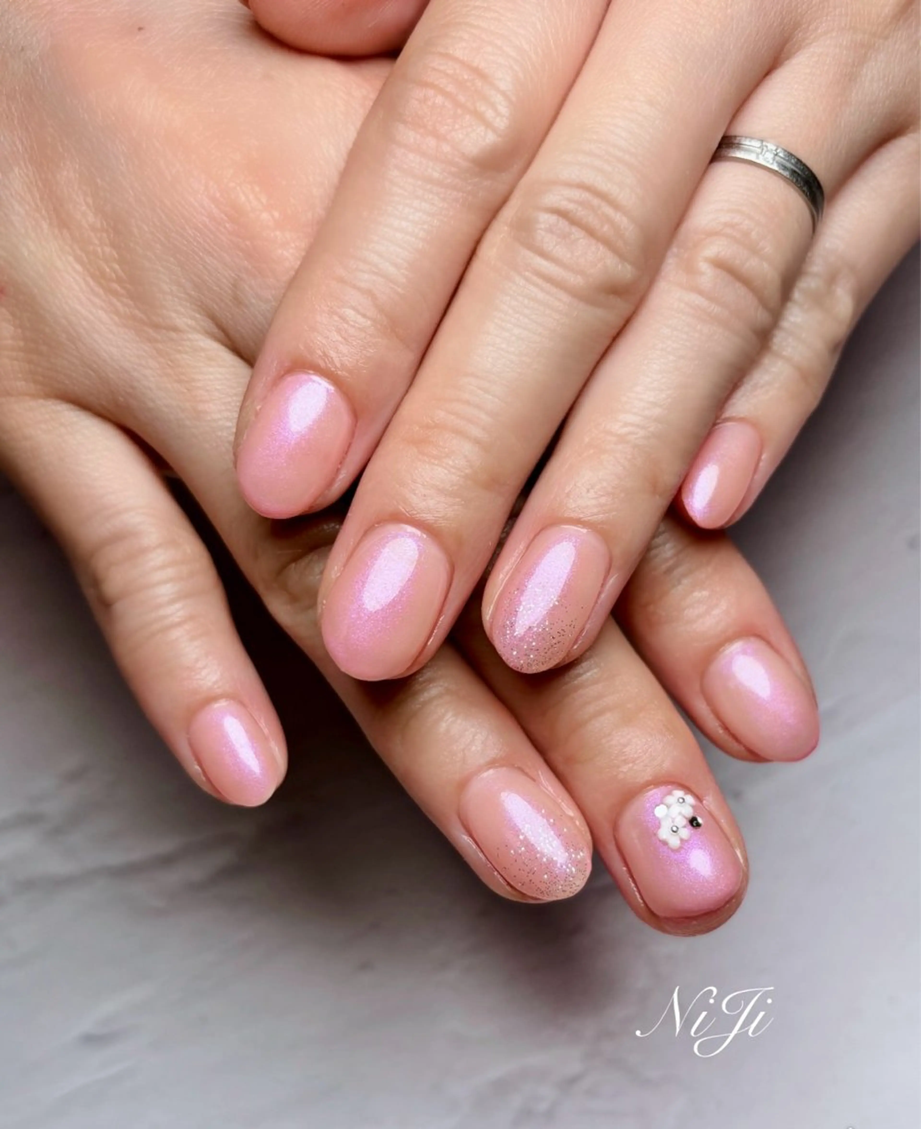 ネイル フラッシュネイル ラメ(グリッター) nailsalon N iＪｉのネイルデザイン