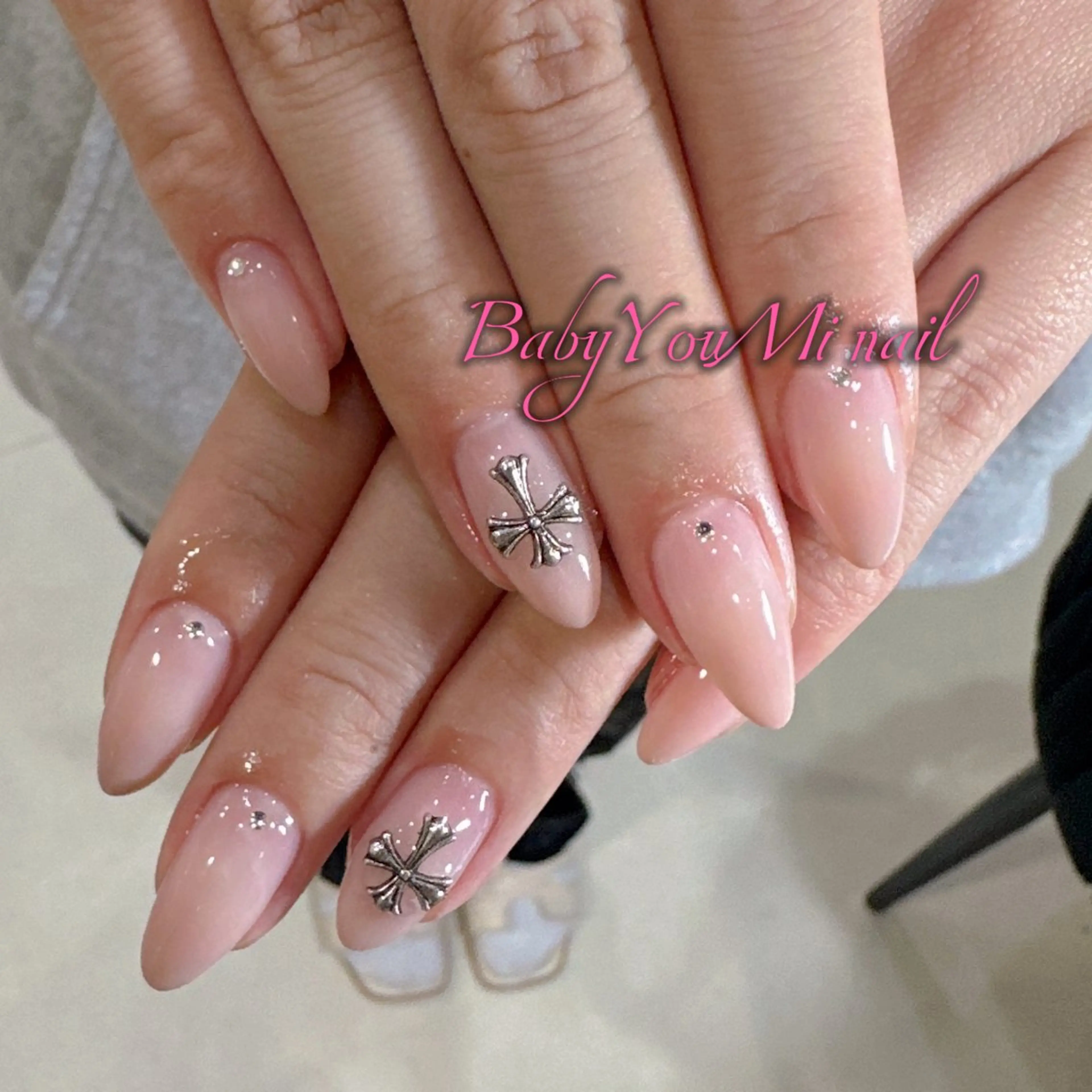 ネイル オーロラネイル フラワーネイル フットネイル フレンチネイル ジェルネイル ハンドネイル BabyYouMi ねねのネイルデザイン