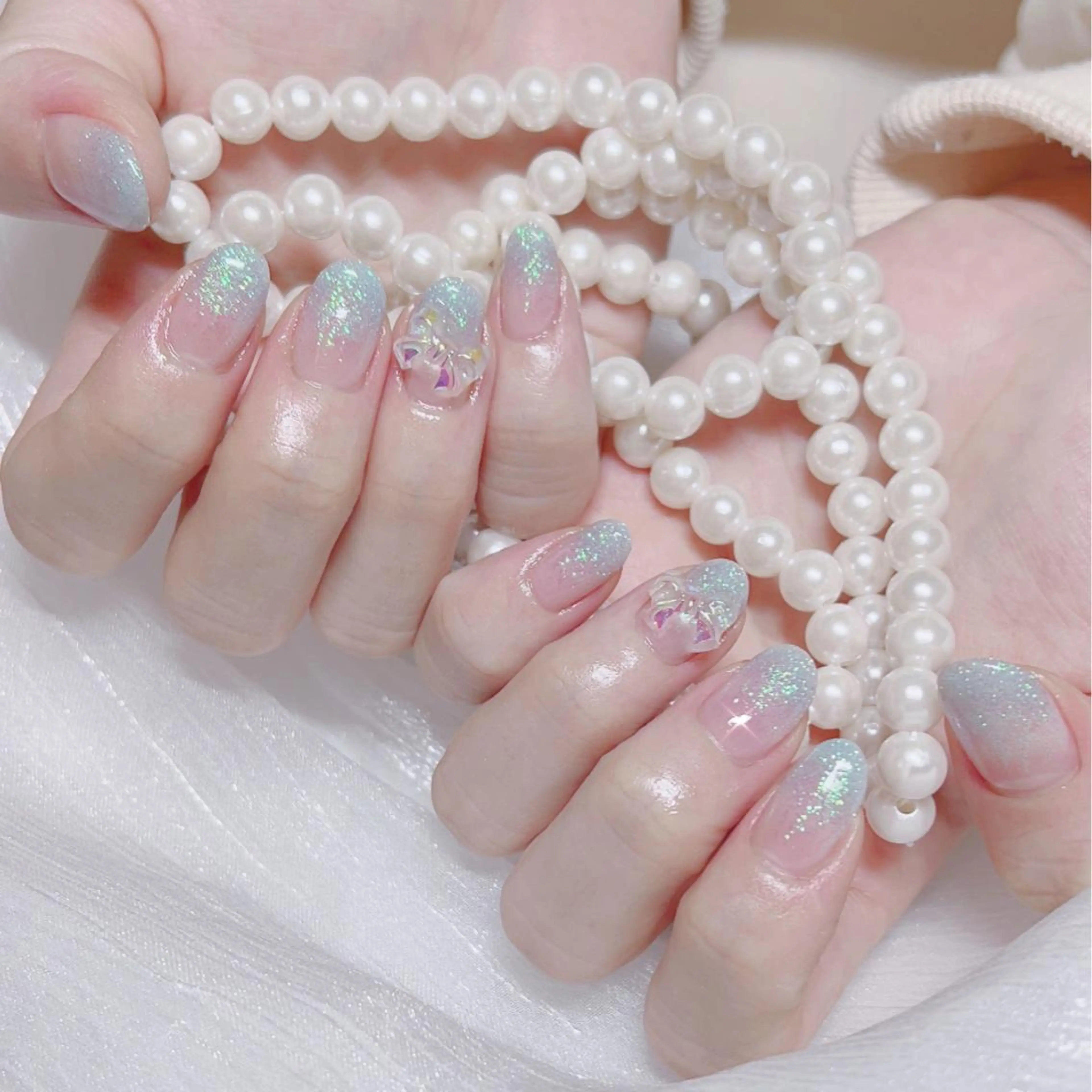 ネイル オーロラネイル フレンチネイル ジェルネイル 韓国ネイル マグネットネイル ハンドネイル ハンドケア EN nailsalon所属・【ENサロン】 Rei🎀Nailのネイルデザイン