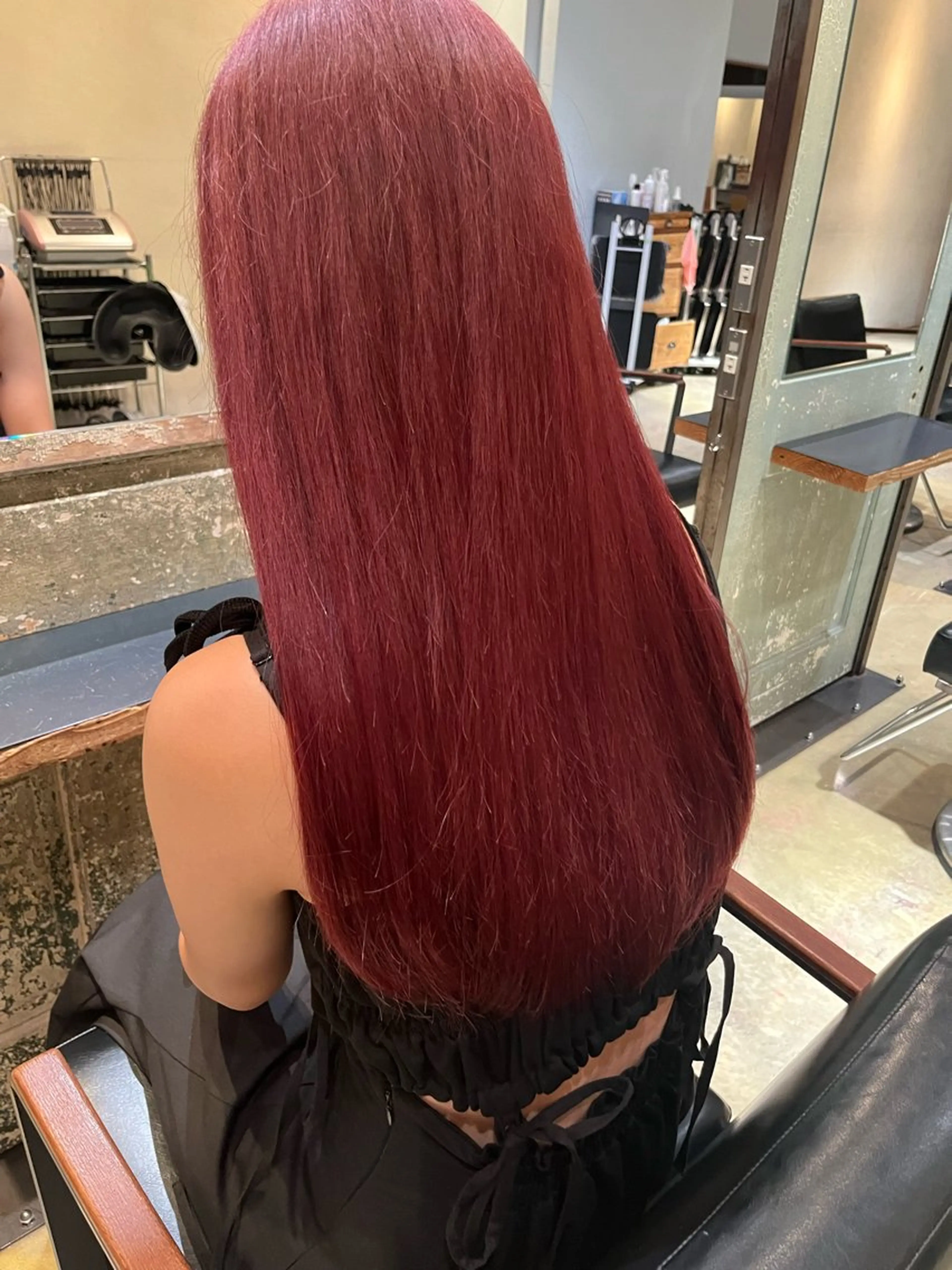 ロング 愛瑠奈 erunaのヘアスタイル