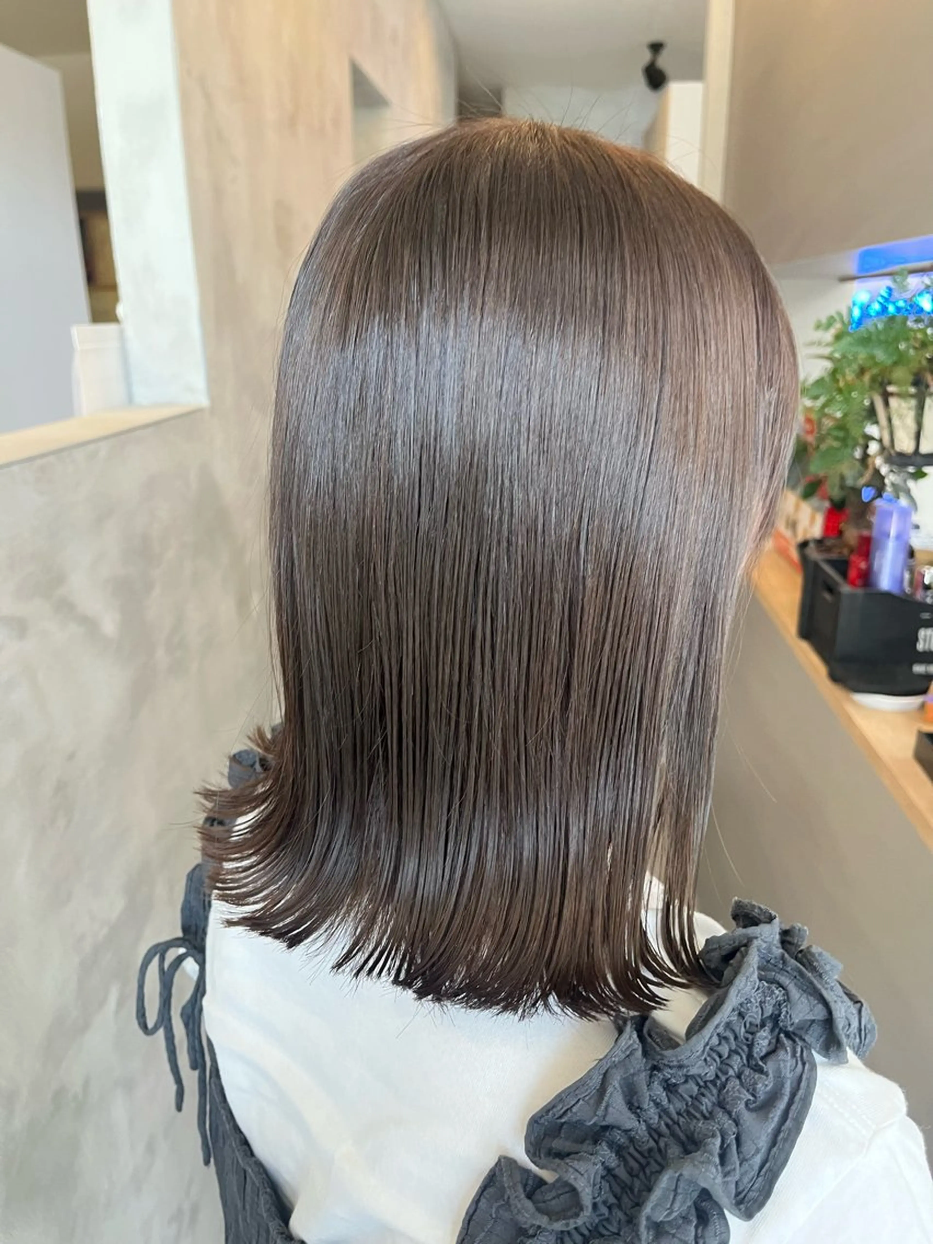 ミディアム アッシュ カット ヘアカラー Salon de  COCO所属・Yu kaのヘアスタイル
