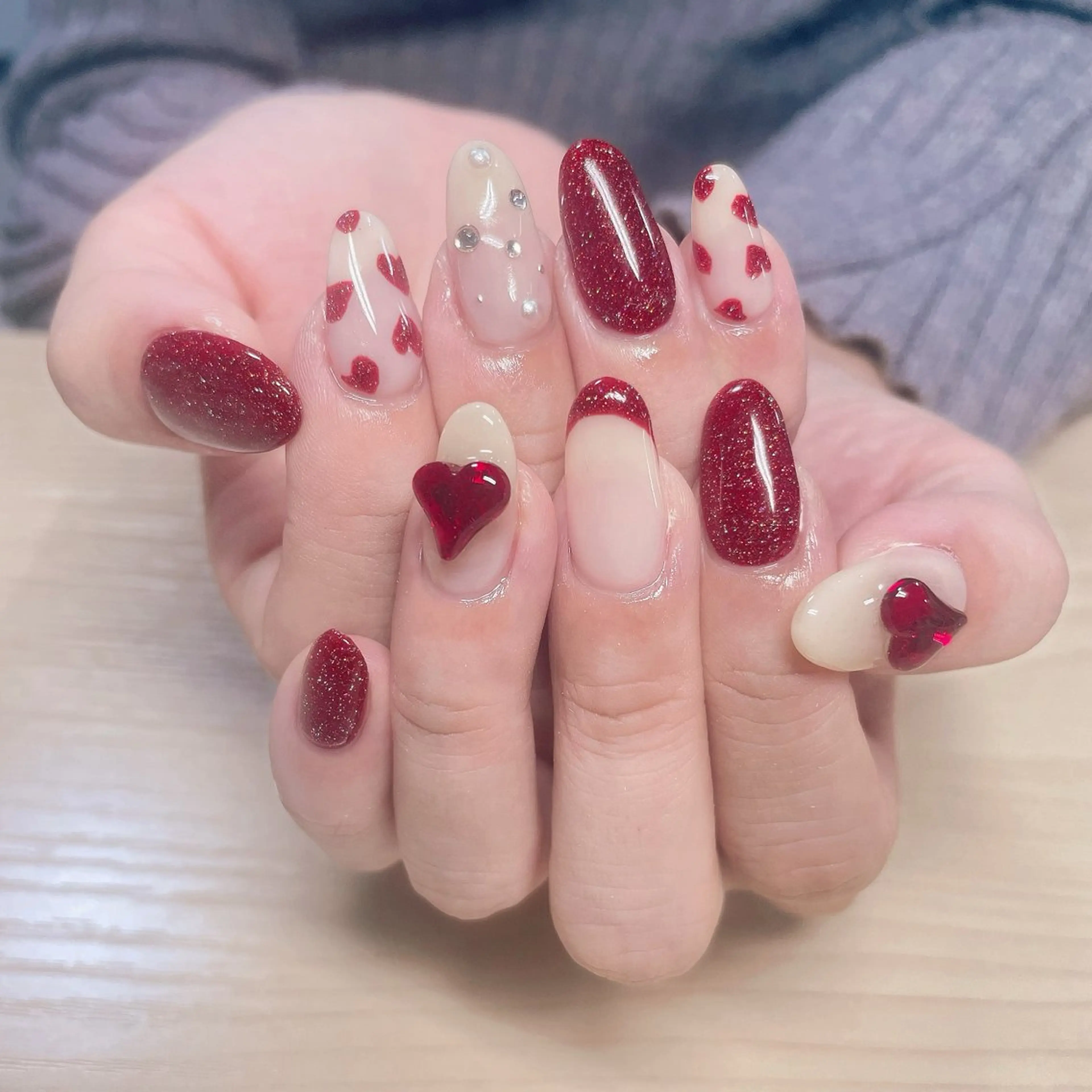 ネイル ハート シンプルネイル mira-cle大濱美容アカデミー所属・AI NAのネイルデザイン