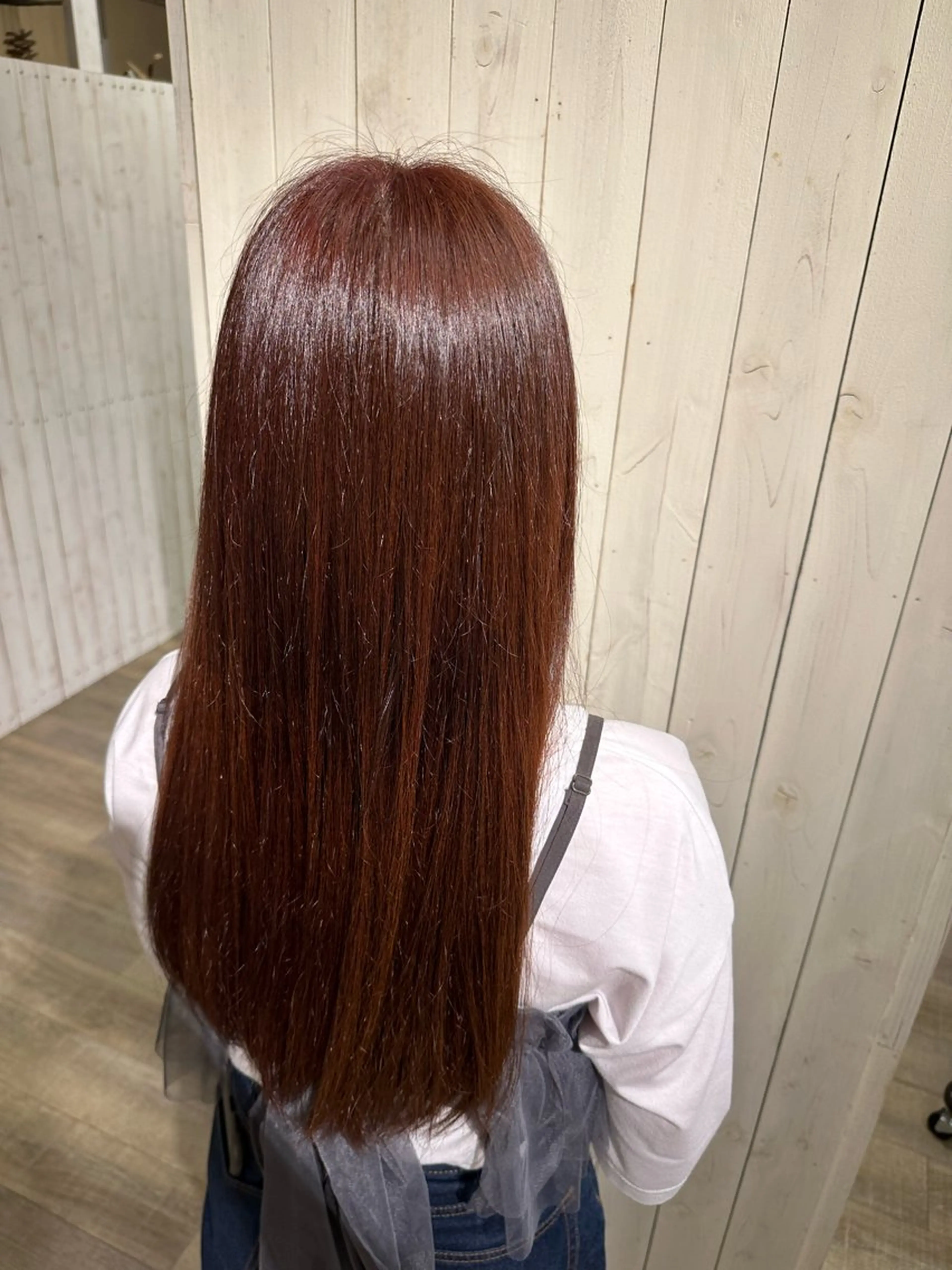 ロング カラー ブラウンカラー 太田 真琴のヘアスタイル