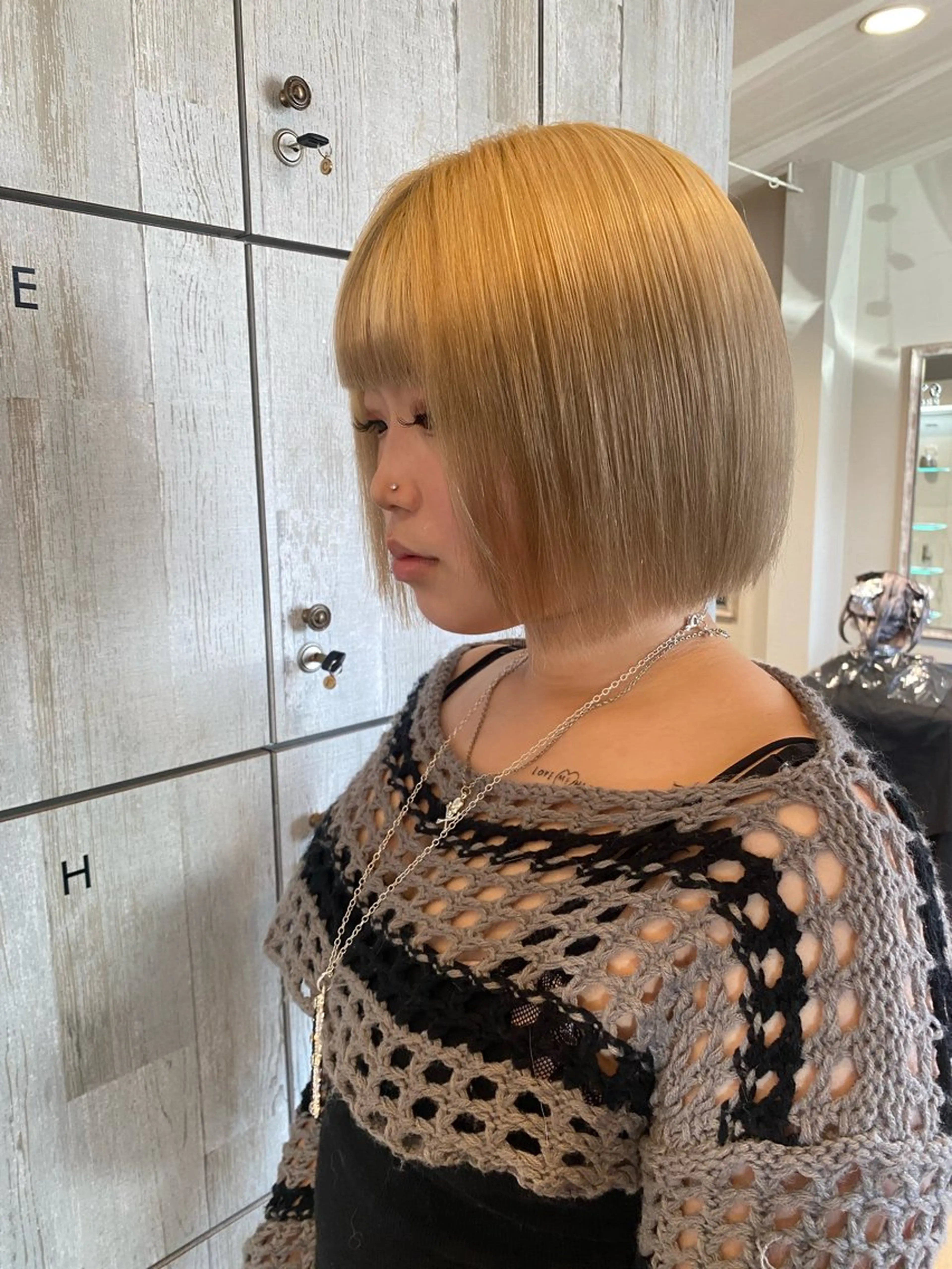 ショート ボブ あいさ🤍ムラ無しカ ラー🤍のヘアスタイル
