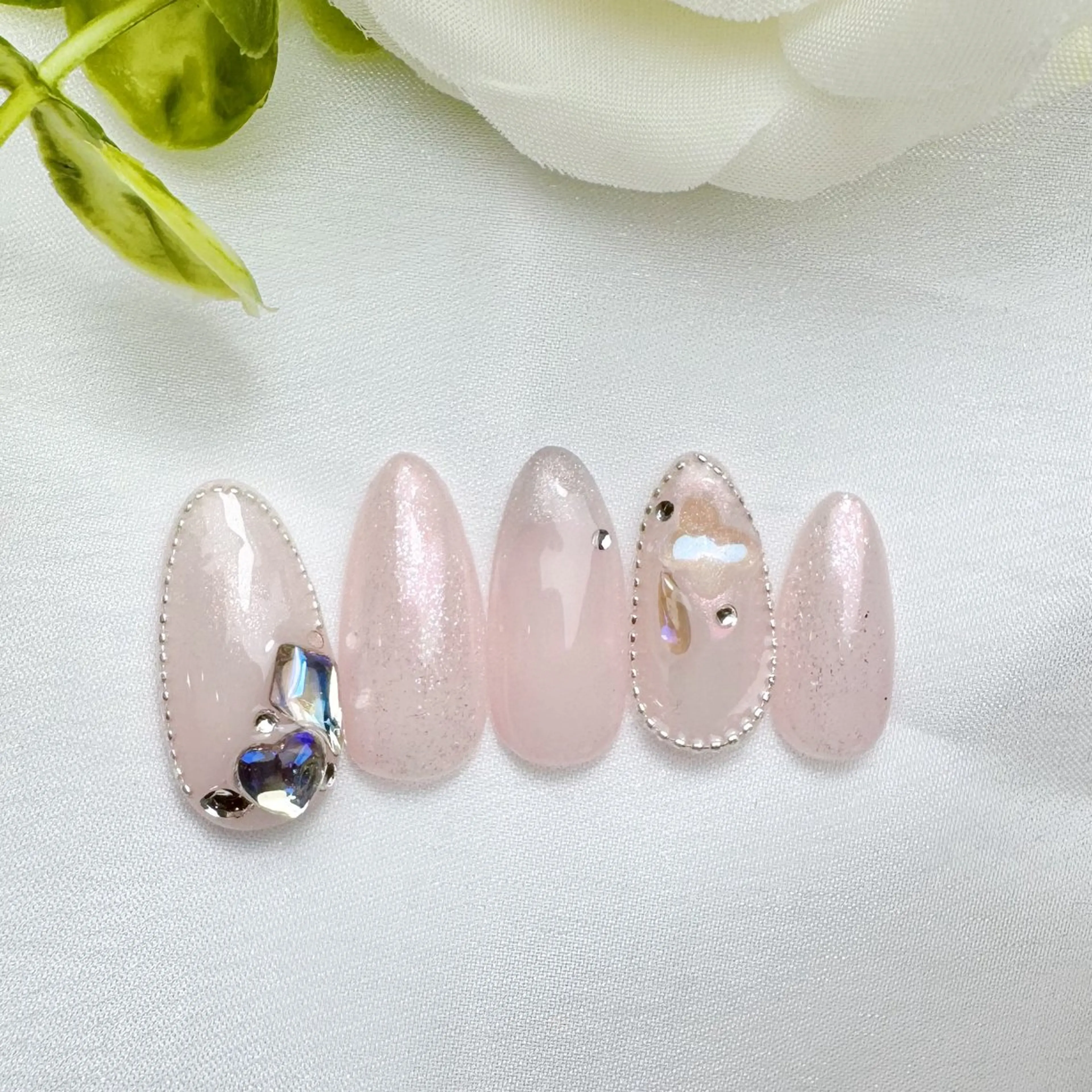 🎀チップ長さ出し10本＋アート4本コース🎀持ち込み🆗✨初回ソフトジェルオフ込みの写真