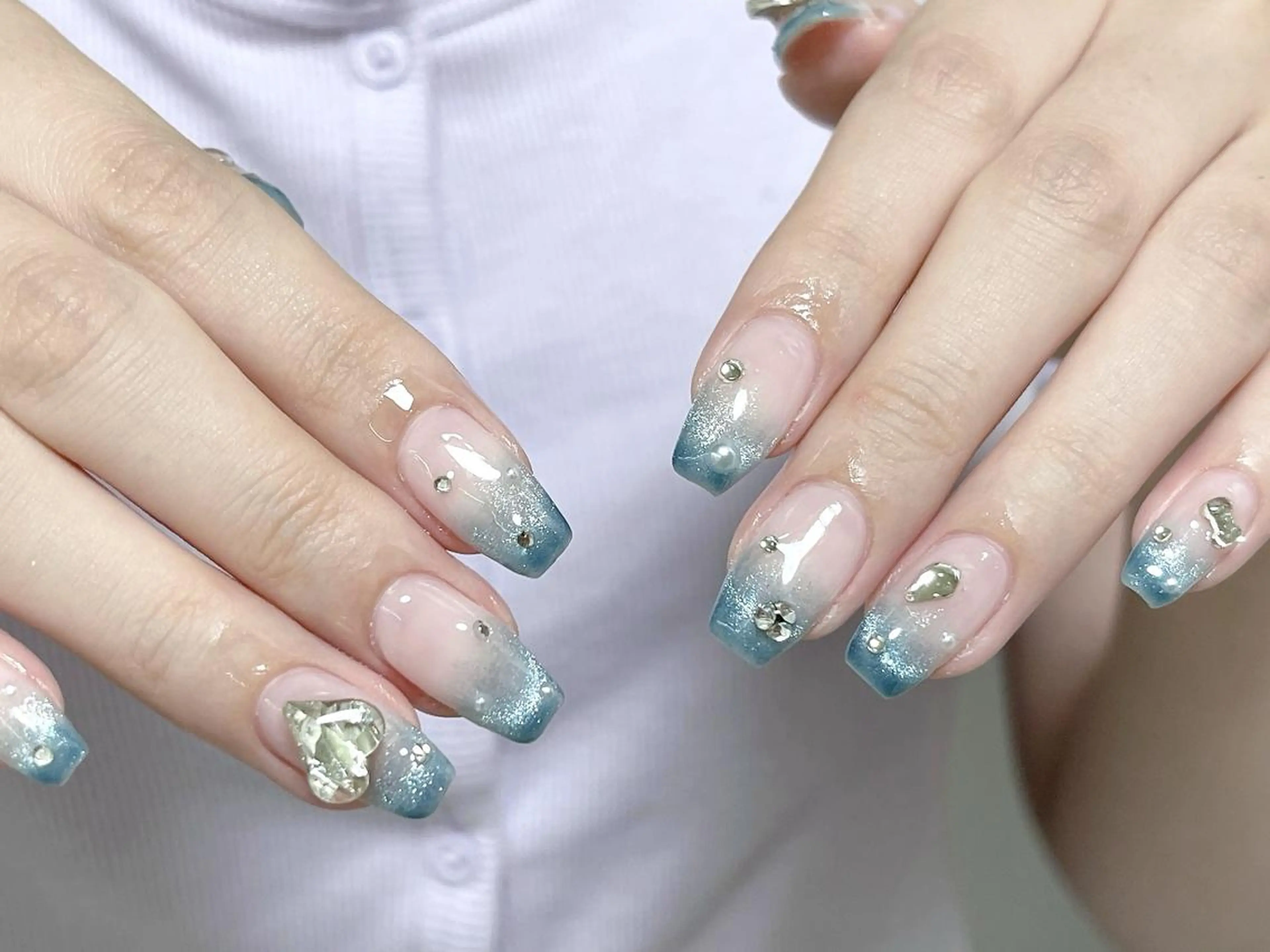 ネイル 持ち込み 🦋y y Nail 🤍のネイルデザイン