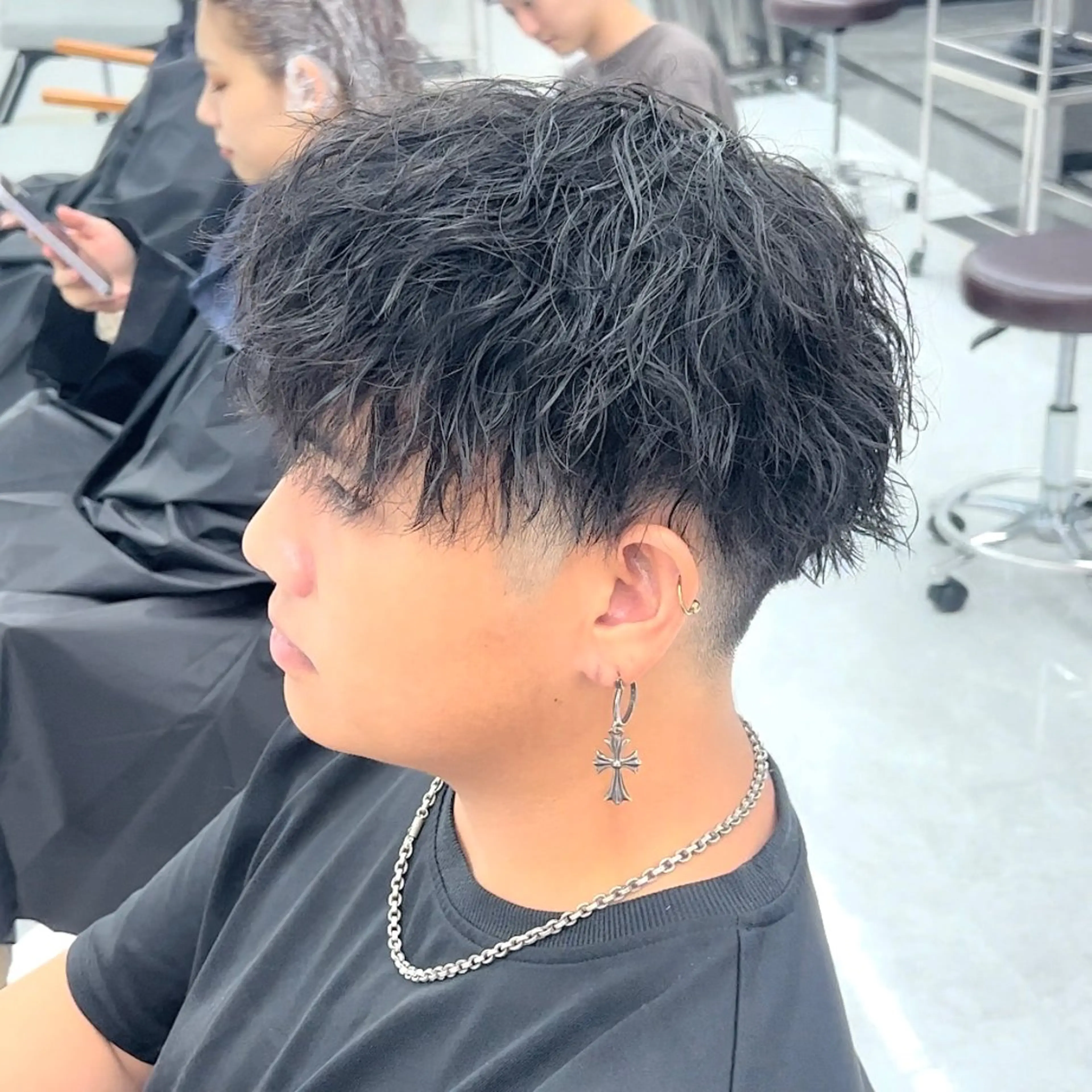 ショート パーマ ヘアアレンジ メンズ メンズパーマ ツイストスパイラルパーマ スパイラルパーマ カット パーマ ヘアセット 飛田 楓信のヘアスタイル
