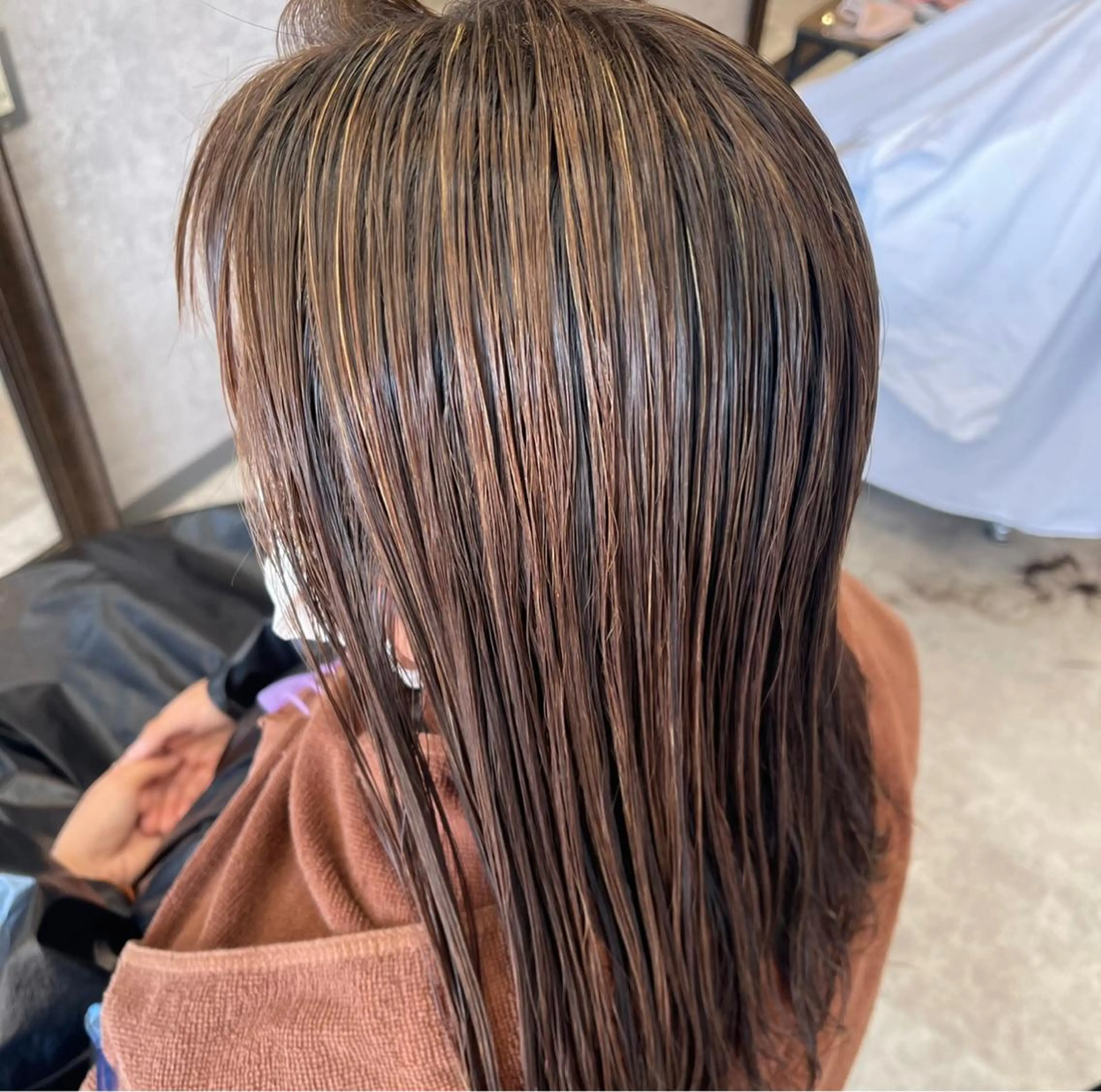 ミディアム カラー ヘアアレンジ ハイライトカラー メッシュ ハイライト カット ヘアカラー merci.所属・🌻まさの あいり🌻のヘアスタイル