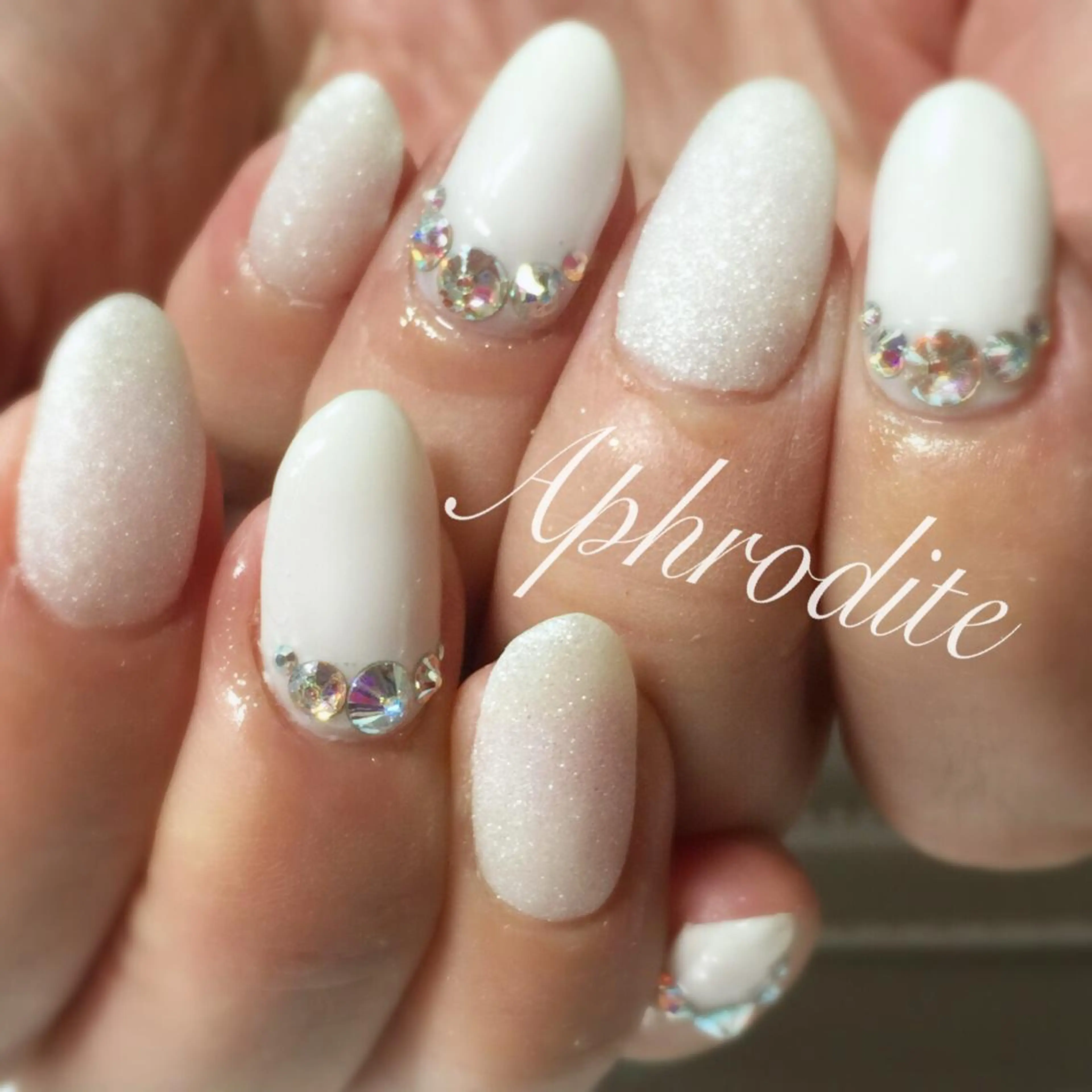 ネイル アートネイル ジェルネイル APHRODITE Nagisaのネイルデザイン