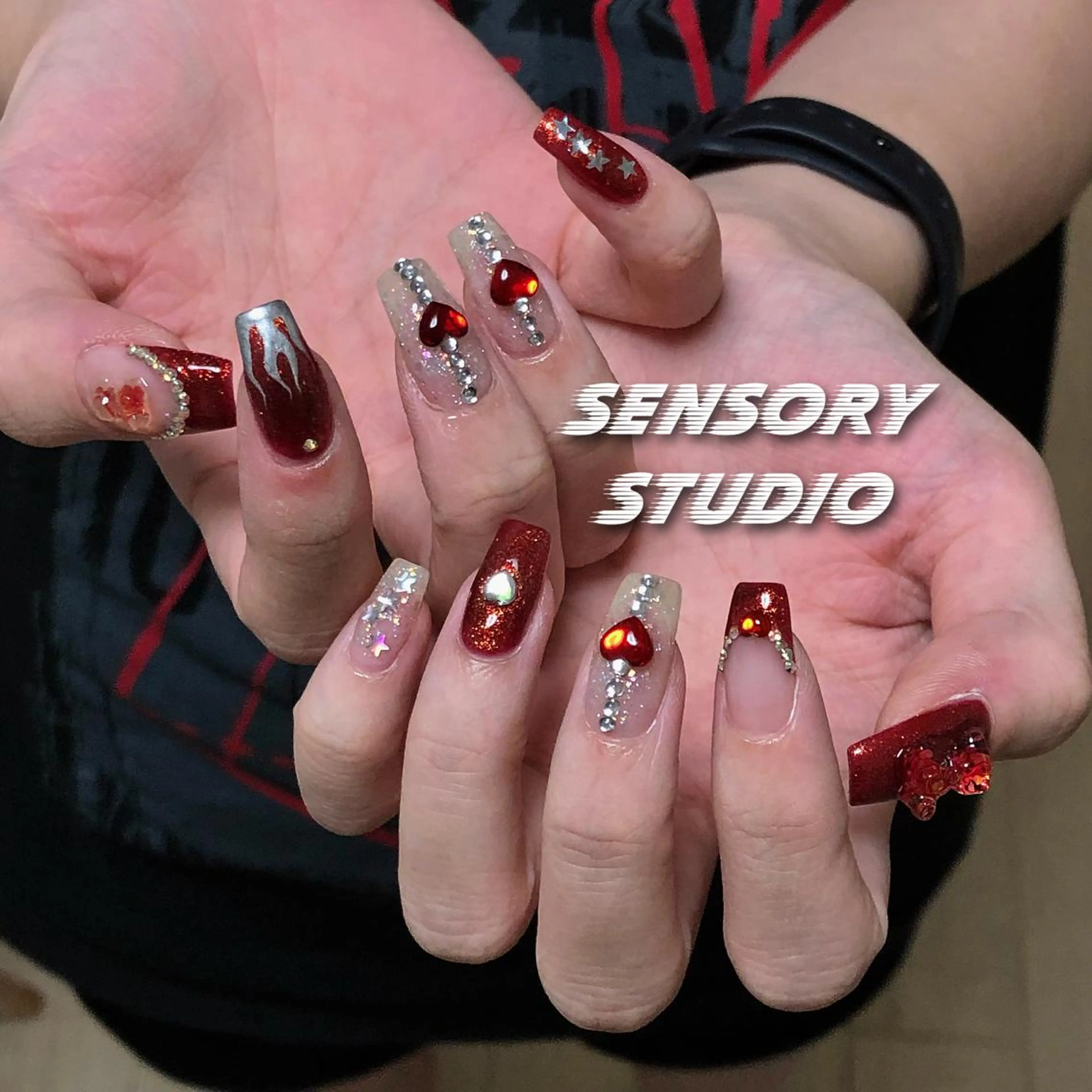 ネイル ジョ ジョのネイルデザイン