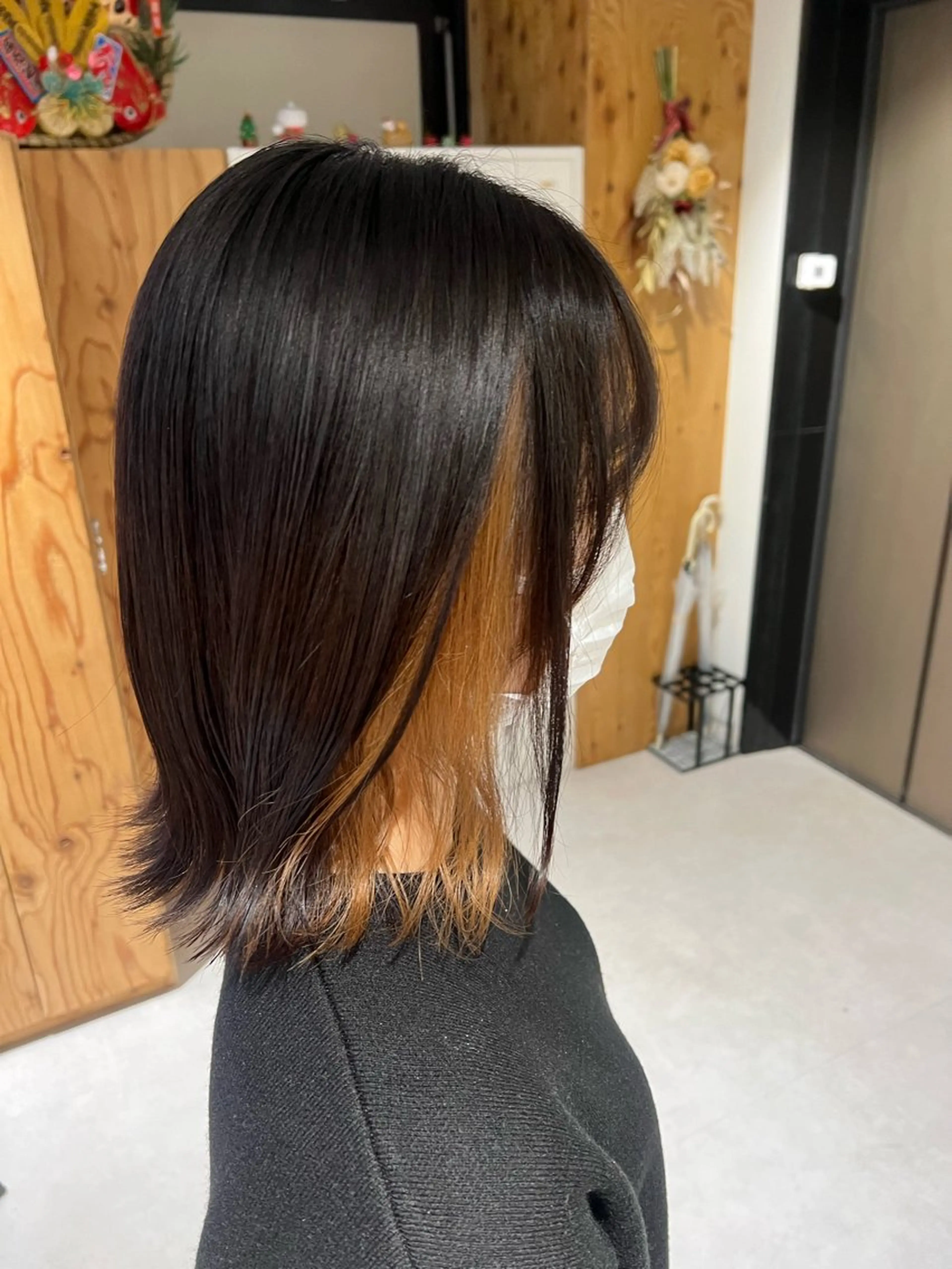 ミディアム カラー ベージュカラー ブリーチ イヤリングカラー 梅田/顔周りカット /ボブ/RINKAのヘアスタイル