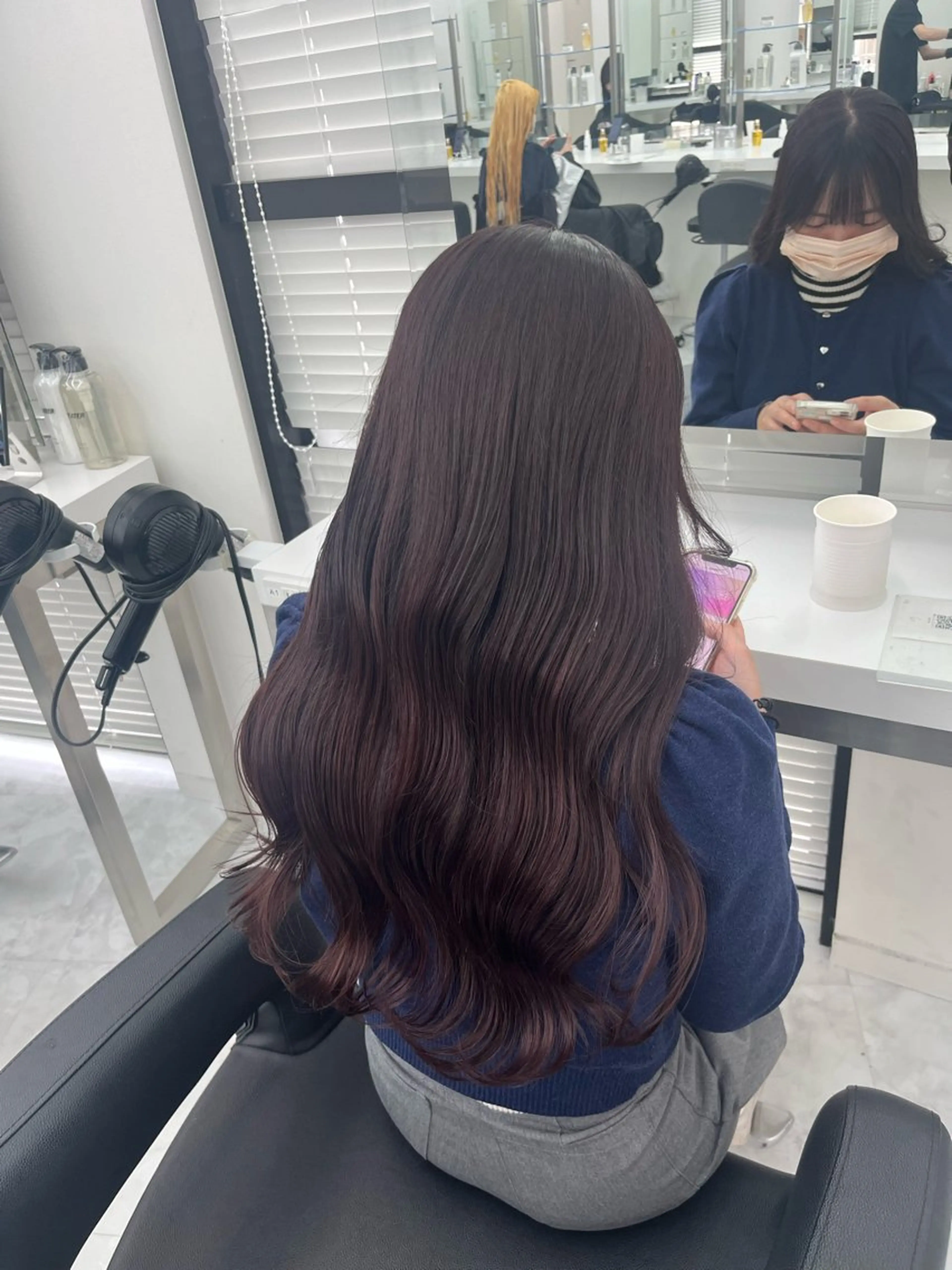 ロング カラー ヘアアレンジ 艶髪ハイトーン🫧 Kurehaのヘアスタイル